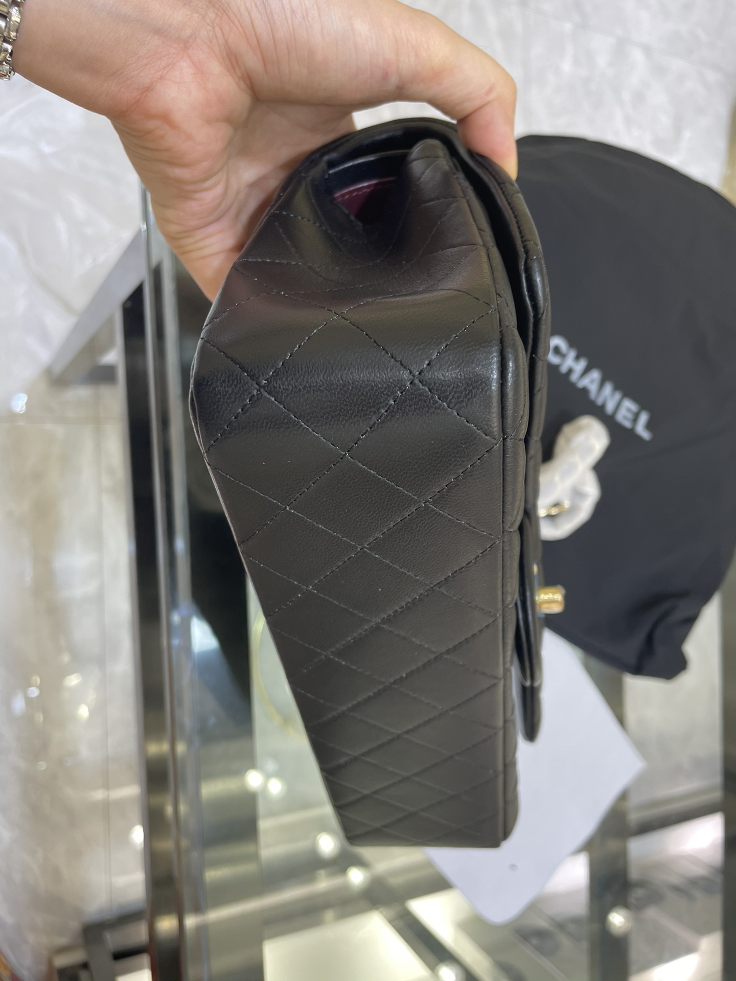 Chanel 升级版小香Cf25cm 质量380小羊皮，炸翻天的高级感，随手拍都能炸几条街 偷笑