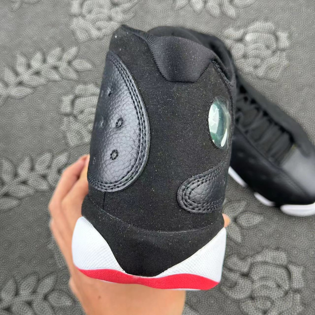 Aj13 黑红色