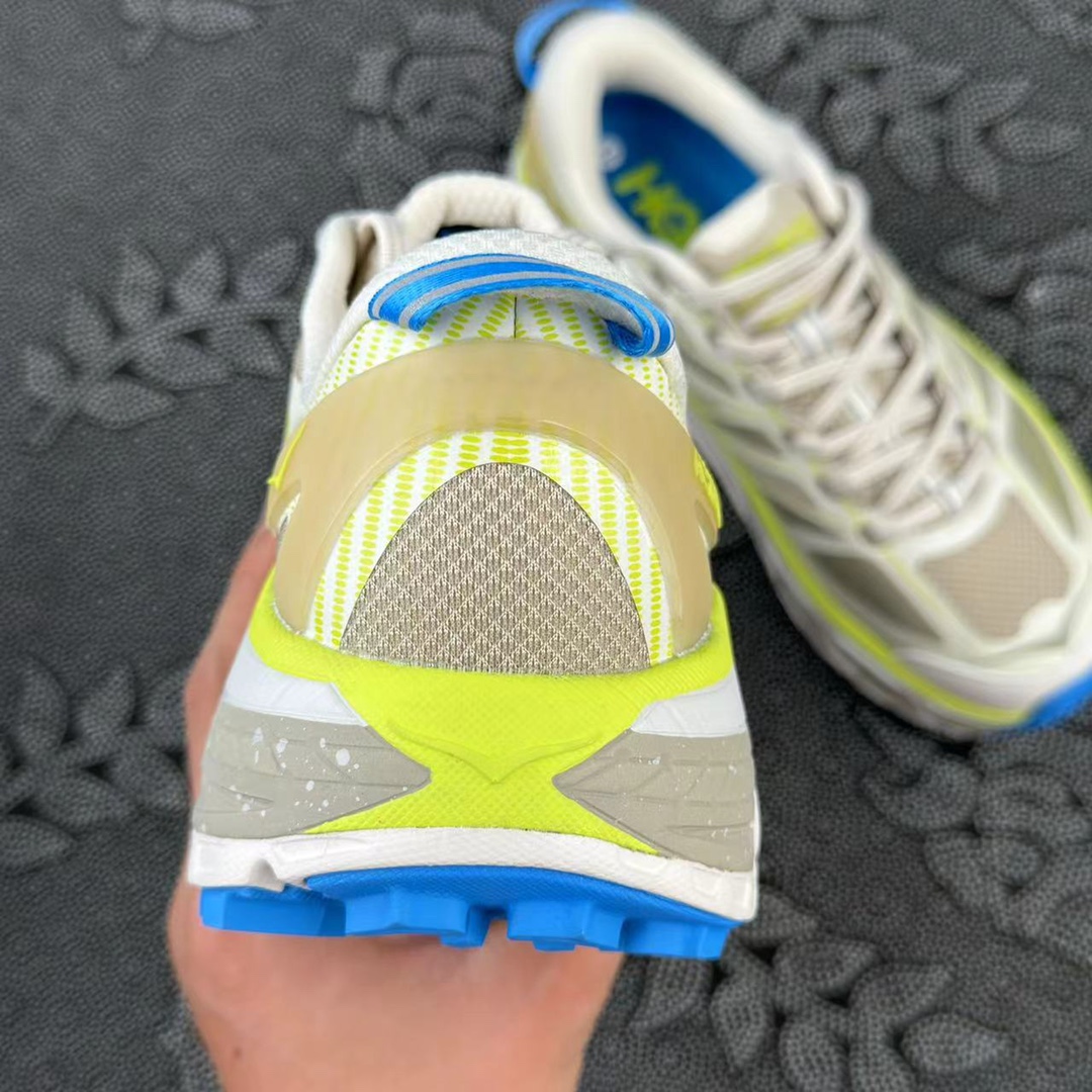 HOKA ONE ONE Mafate Speed 2 蛋酒色