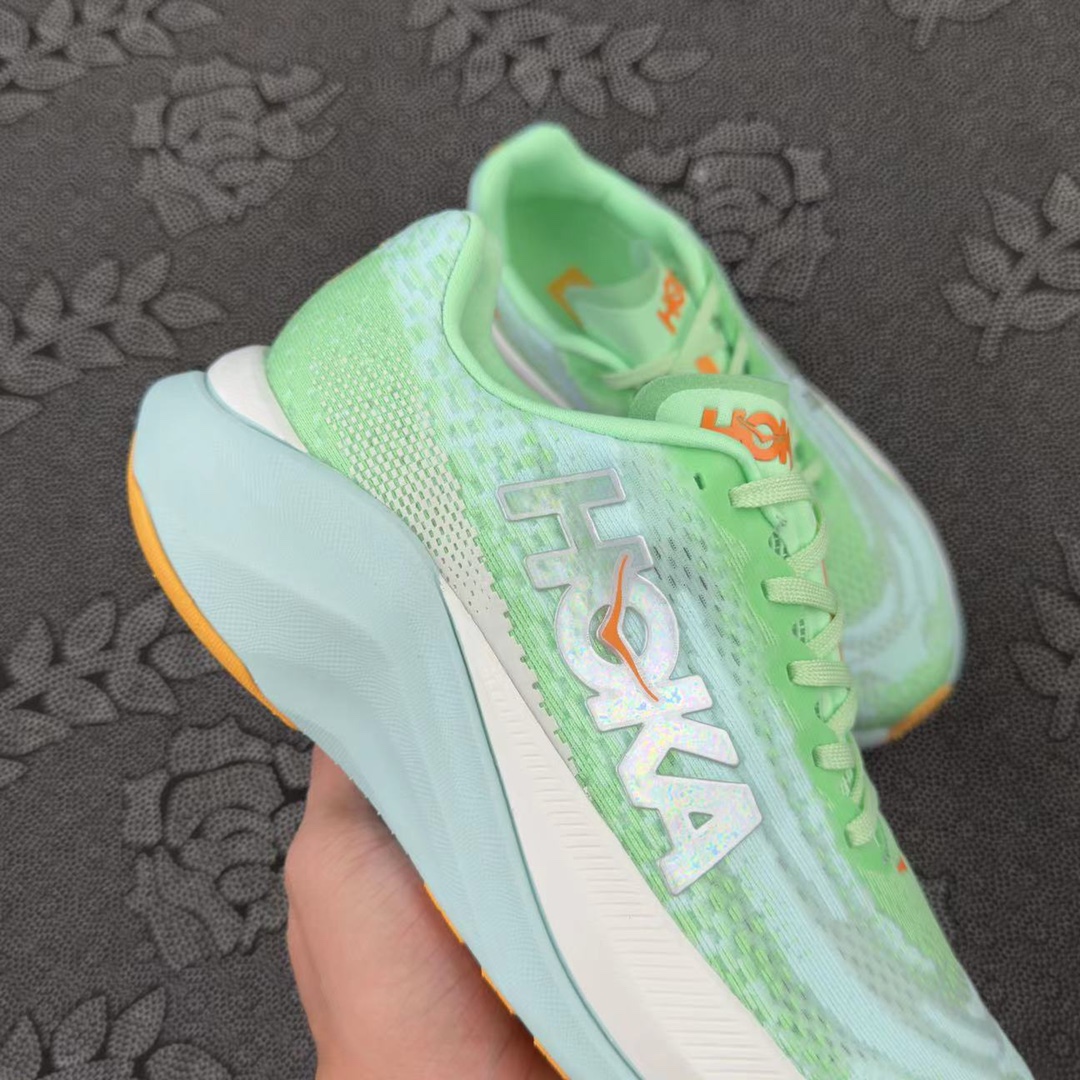 HOKA ONE ONE MachX