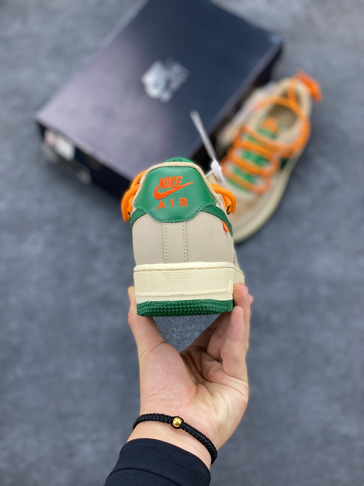 图片[4]-福利特价 Air Force 1\’07 Low Retro SP空军一号低帮经典百搭休闲运动板鞋“OW小脏鞋绑绳”原装级别 原楦头原纸板 打造纯正空军版型专注外贸渠道 全掌内置蜂窝气垫 原盒配件 原厂中底钢印、拉帮完美  货号：CV1724-109 尺码：36 36.5 37.5 38 38.5 39 40 40.5 41 42 42.5 43 44 44.5 45-选品中心