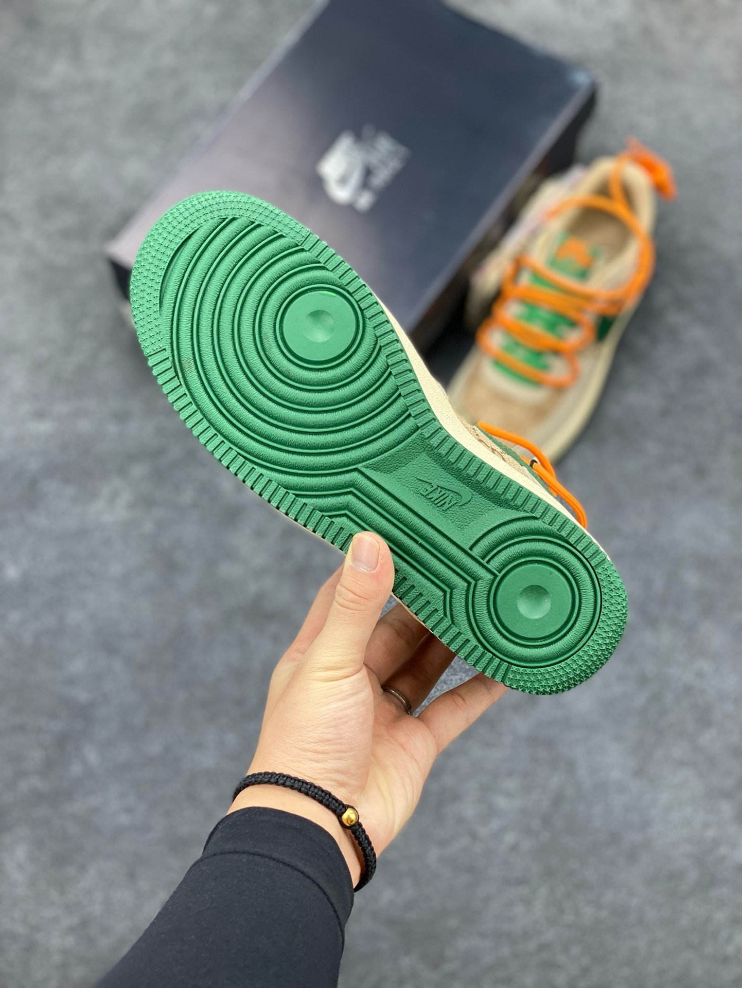 图片[5]-福利特价 Air Force 1\’07 Low Retro SP空军一号低帮经典百搭休闲运动板鞋“OW小脏鞋绑绳”原装级别 原楦头原纸板 打造纯正空军版型专注外贸渠道 全掌内置蜂窝气垫 原盒配件 原厂中底钢印、拉帮完美  货号：CV1724-109 尺码：36 36.5 37.5 38 38.5 39 40 40.5 41 42 42.5 43 44 44.5 45-选品中心