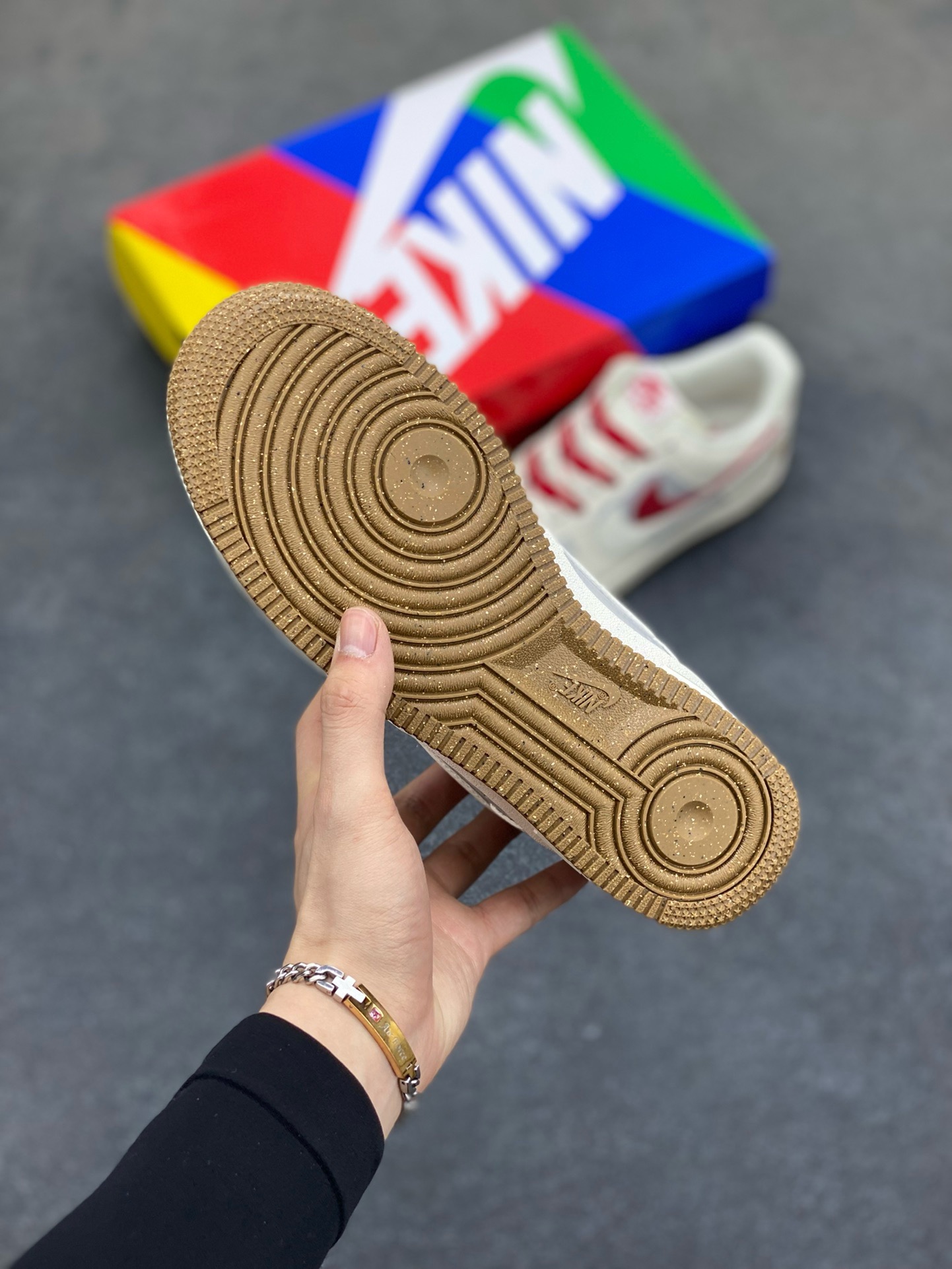 图片[5]-福利特价 小红书爆款  Nike Air Force 1 Low \’07 米白红双勾 空军一号低帮休闲板鞋 定制皮料 原楦原纸板 纯正版型 清洁度完美 内置全掌气垫 货号：CC2569-022 尺码：36 36.5 37.5 38 38.5 39 40 40.5 41 42 42.5 43 44 44.5 45-选品中心