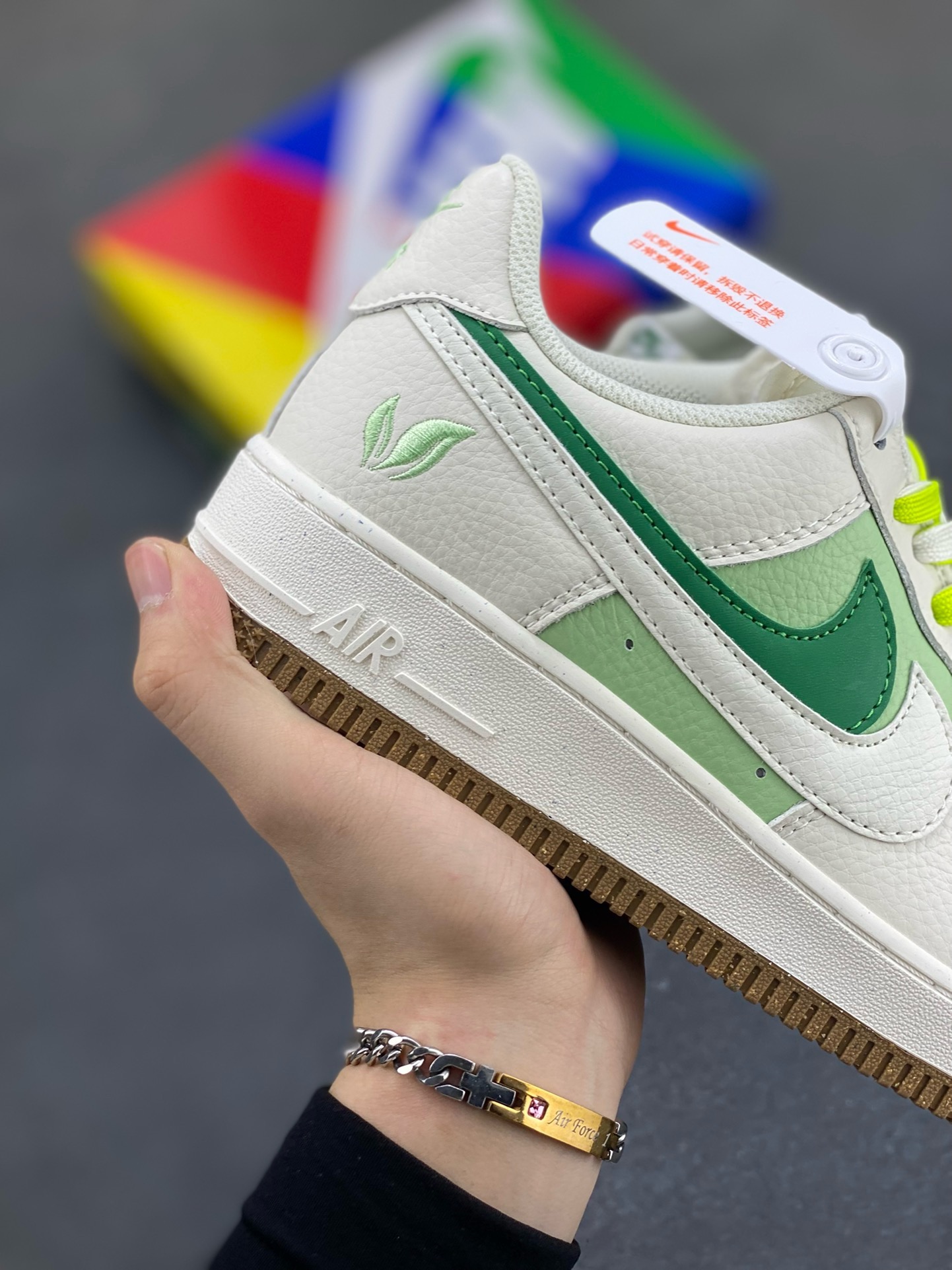 图片[6]-福利特价 小红书爆款  Nike Air Force 1 Low \’07 灰绿 绿野仙踪 双勾 空军一号低帮休闲板鞋 定制皮料 原楦原纸板 纯正版型 清洁度完美 内置全掌气垫 货号：CC2569-055 尺码：36 36.5 37.5 38 38.5 39 40 40.5 41 42 42.5 43 44 44.5 45-选品中心