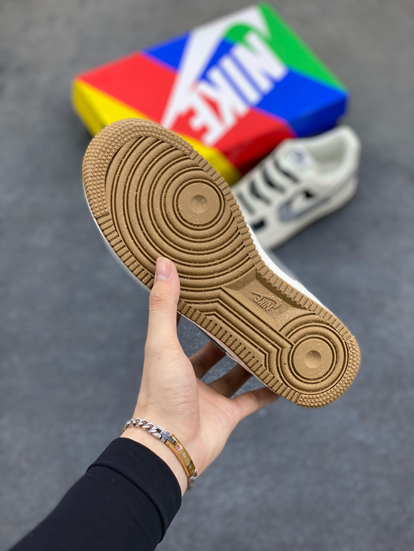 图片[5]-福利特价 小红书爆款  Nike Air Force 1 Low \’07 黑白熊猫双勾 空军一号低帮休闲板鞋 定制皮料 原楦原纸板 纯正版型 清洁度完美 内置全掌气垫 货号：CC2569-077 尺码：36 36.5 37.5 38 38.5 39 40 40.5 41 42 42.5 43 44 44.5 45-选品中心