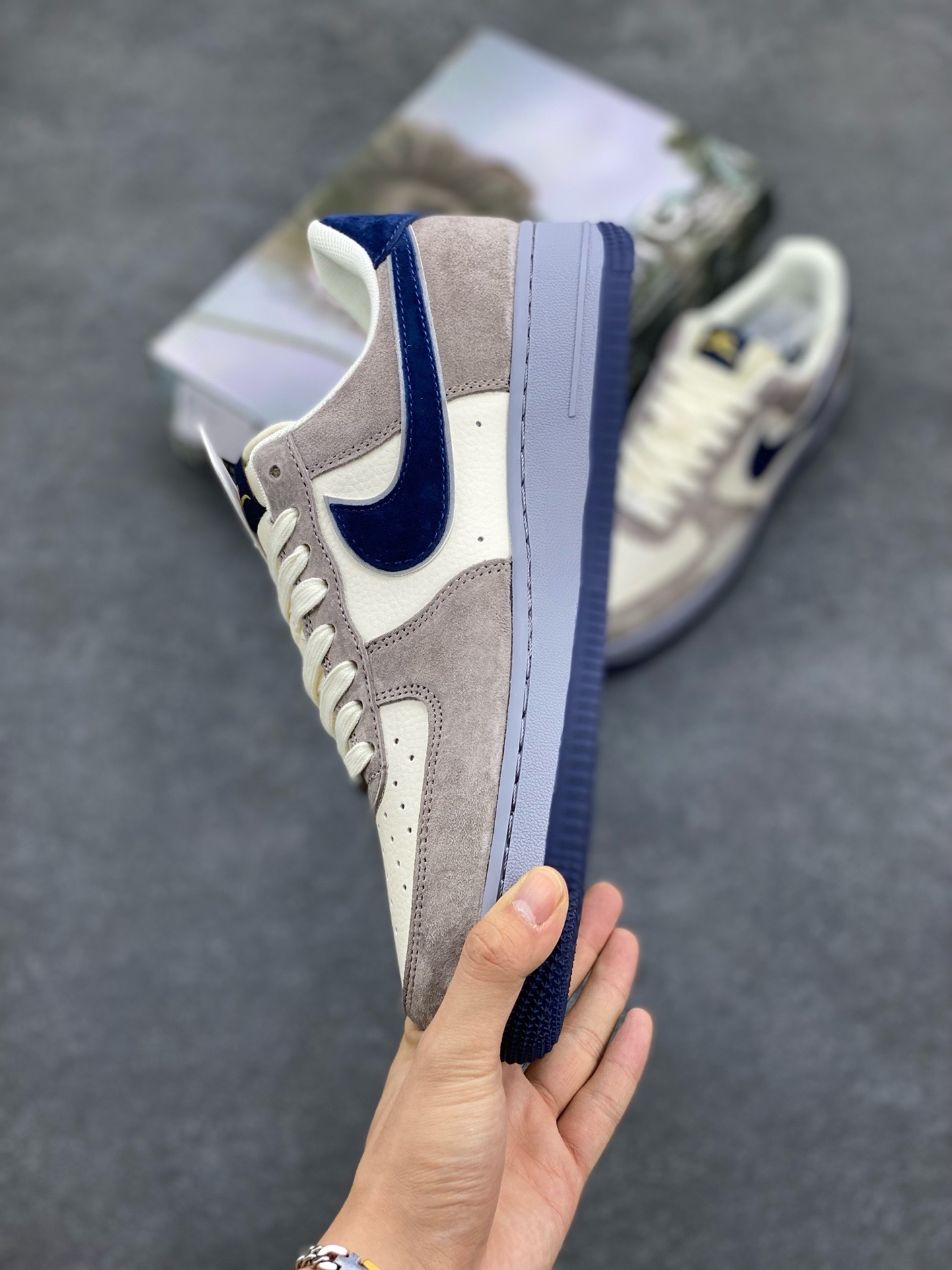 图片[3]-福利特价 NIke Air Force 1 \’07 Low “悟空”空军一号 低帮 运动鞋 休闲鞋 折边针车 工艺难度大 原楦头原纸板 原装鞋盒 定制五金配件 内置全掌气垫 原厂鞋底 货号：DM1688-802 尺码：36 36.5 37.5 38 38.5 39 40 40.5 41 42 42.5 43 44 44.5 45-选品中心