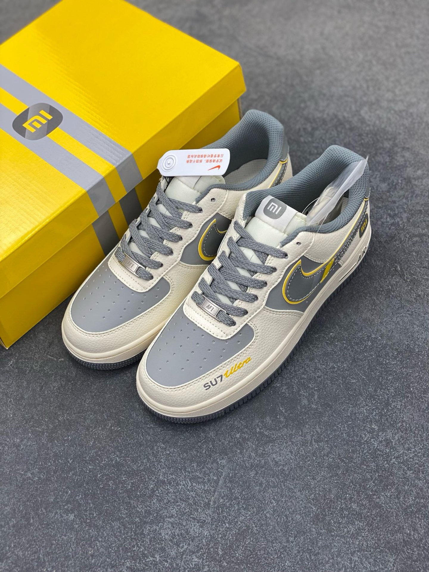 图片[8]-NIke Air Force 1 \’07 Low “xiaomi联名——寒武岩灰”空军一号 低帮 运动鞋 休闲鞋 折边针车 工艺难度大 原楦头原纸板 原装鞋盒 定制五金配件 内置全掌气垫 原厂鞋底 货号：XX3168-201 尺码：36 36.5 37.5 38 38.5 39 40 40.5 41 42 42.5 43 44 44.5 45-选品中心
