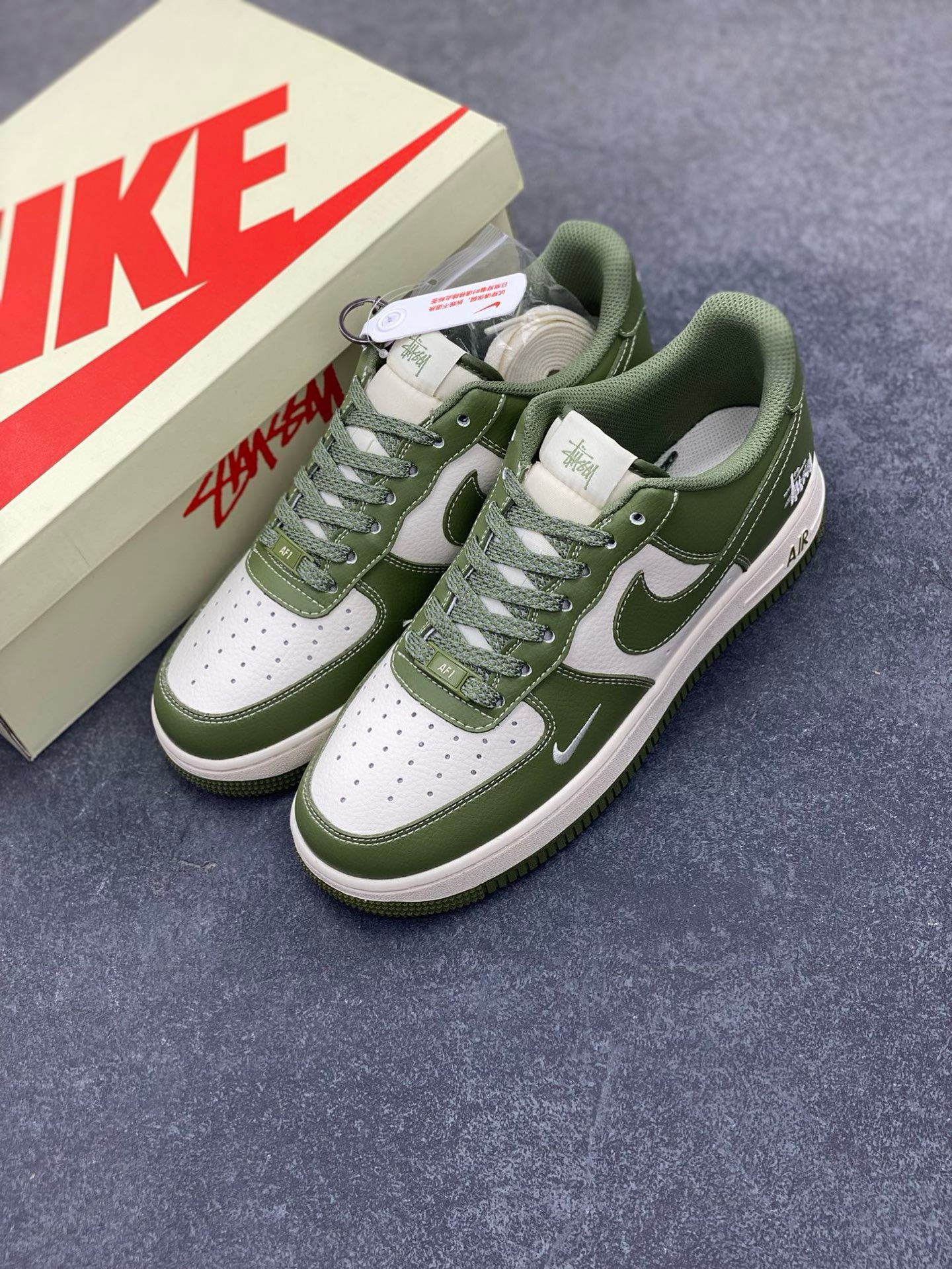 图片[8]-福利特价 NIke Air Force 1 \’07 Low “斯图西联名–荷叶绿”空军一号 低帮 运动鞋 休闲鞋 折边针车 工艺难度大 原楦头原纸板 原装鞋盒 定制五金配件 内置全掌气垫 原厂鞋底 货号：BB5353-515 尺码：36 36.5 37.5 38 38.5 39 40 40.5 41 42 42.5 43 44 44.5 45-选品中心