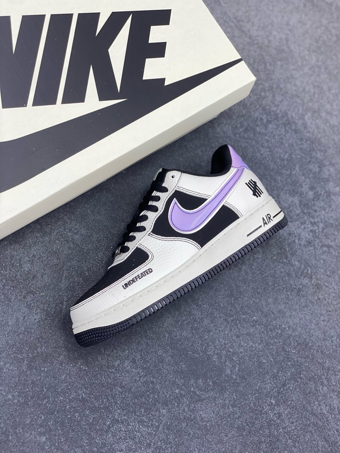 图片[7]-福利特价 NIke Air Force 1 \’07 Low “UN联名”空军一号 低帮 运动鞋 休闲鞋 折边针车 工艺难度大 原楦头原纸板 原装鞋盒 定制五金配件 内置全掌气垫 原厂鞋底 货号：SC9207-528 尺码：36 36.5 37.5 38 38.5 39 40 40.5 41 42 42.5 43 44 44.5 45-选品中心