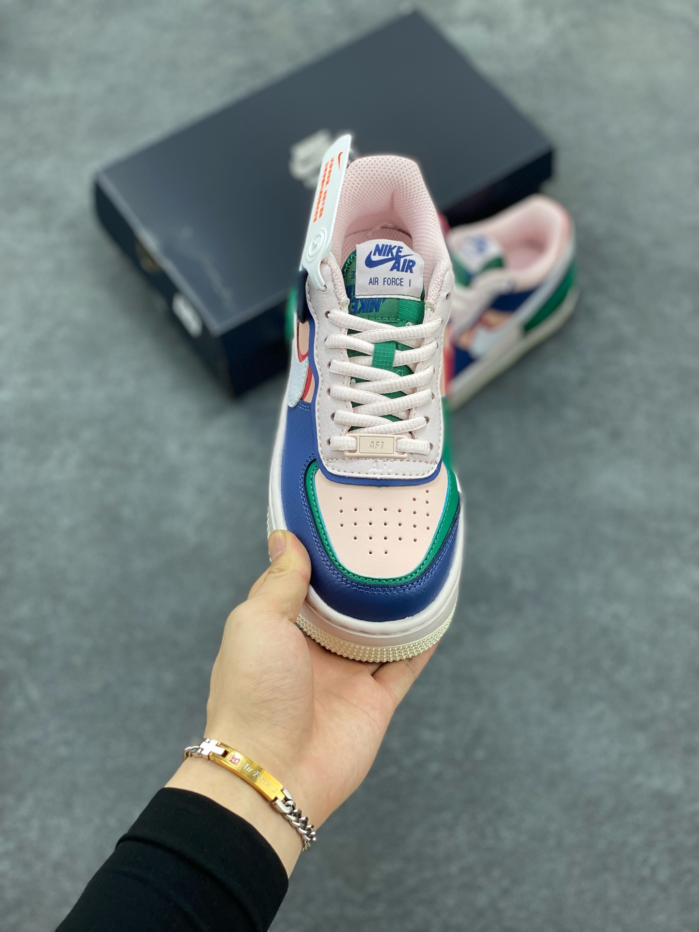 图片[2]-福利特价 NK Air Force 1 Shadow 轻量增高低帮百搭板鞋\”拼接马卡龙\” 全新少女系解构主义设计双层轻量EVA发泡中底+防滑RB橡胶外圈底鞋底 原楦头原纸板 打造纯正空军版型 专注外贸渠道 全掌内置蜂窝气垫 原盒配件 原厂中底钢印、拉帮完美 货号：CI0919-400 尺码：35.5 36 36.5 37.5 38 38.5 39 40 40.5 41 42-选品中心