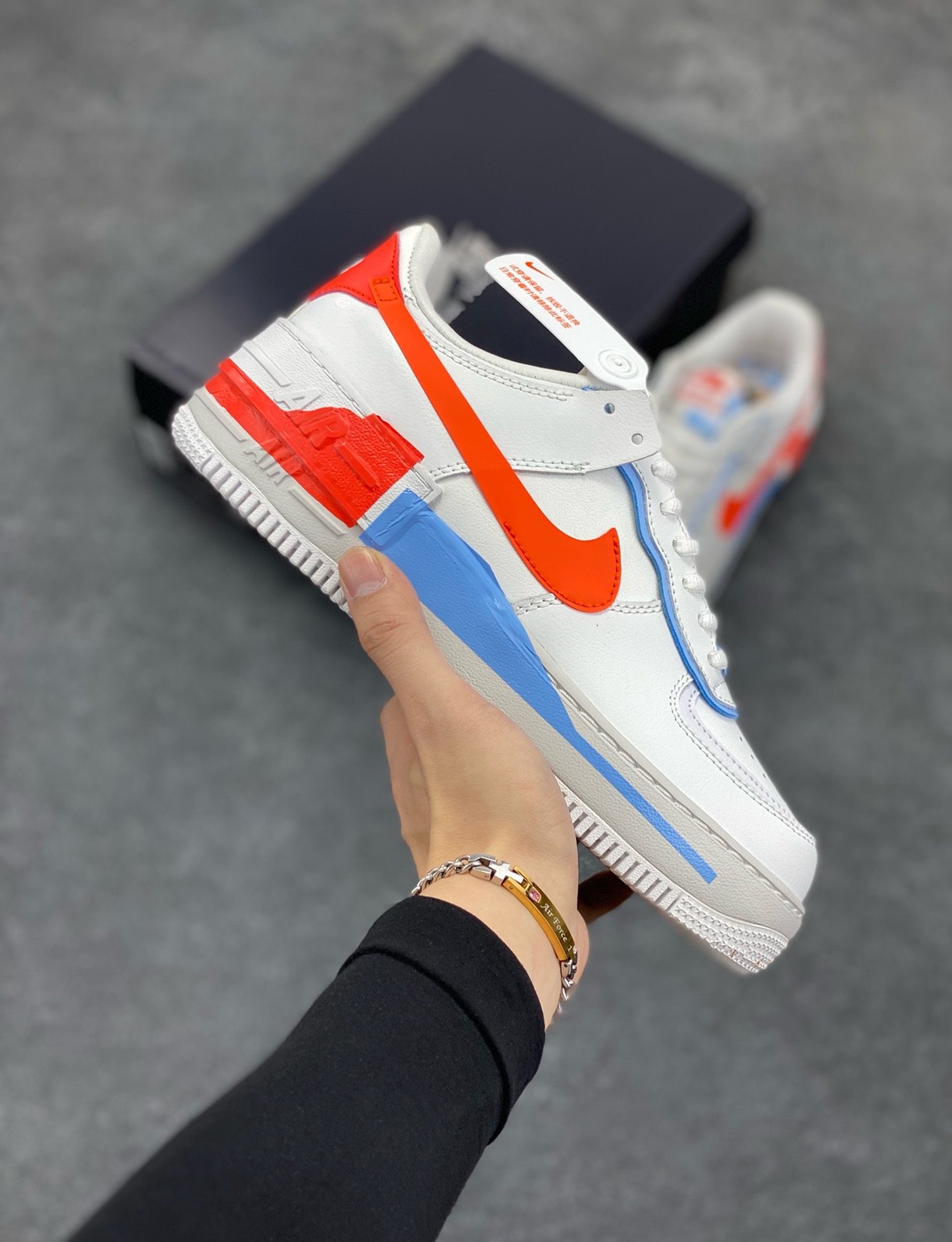 福利特价 NK Air Force 1 Shadow 轻量增高低帮百搭板鞋\”拼接马卡龙\” 全新少女系解构主义设计双层轻量EVA发泡中底+防滑RB橡胶外圈底鞋底 原楦头原纸板 打造纯正空军版型 专注外贸渠道 全掌内置蜂窝气垫 原盒配件 原厂中底钢印、拉帮完美 货号:CQ9503-100 尺码:35.5 36 36.5 37.5 38 38.5 39 40 40.5 41 42-选品中心