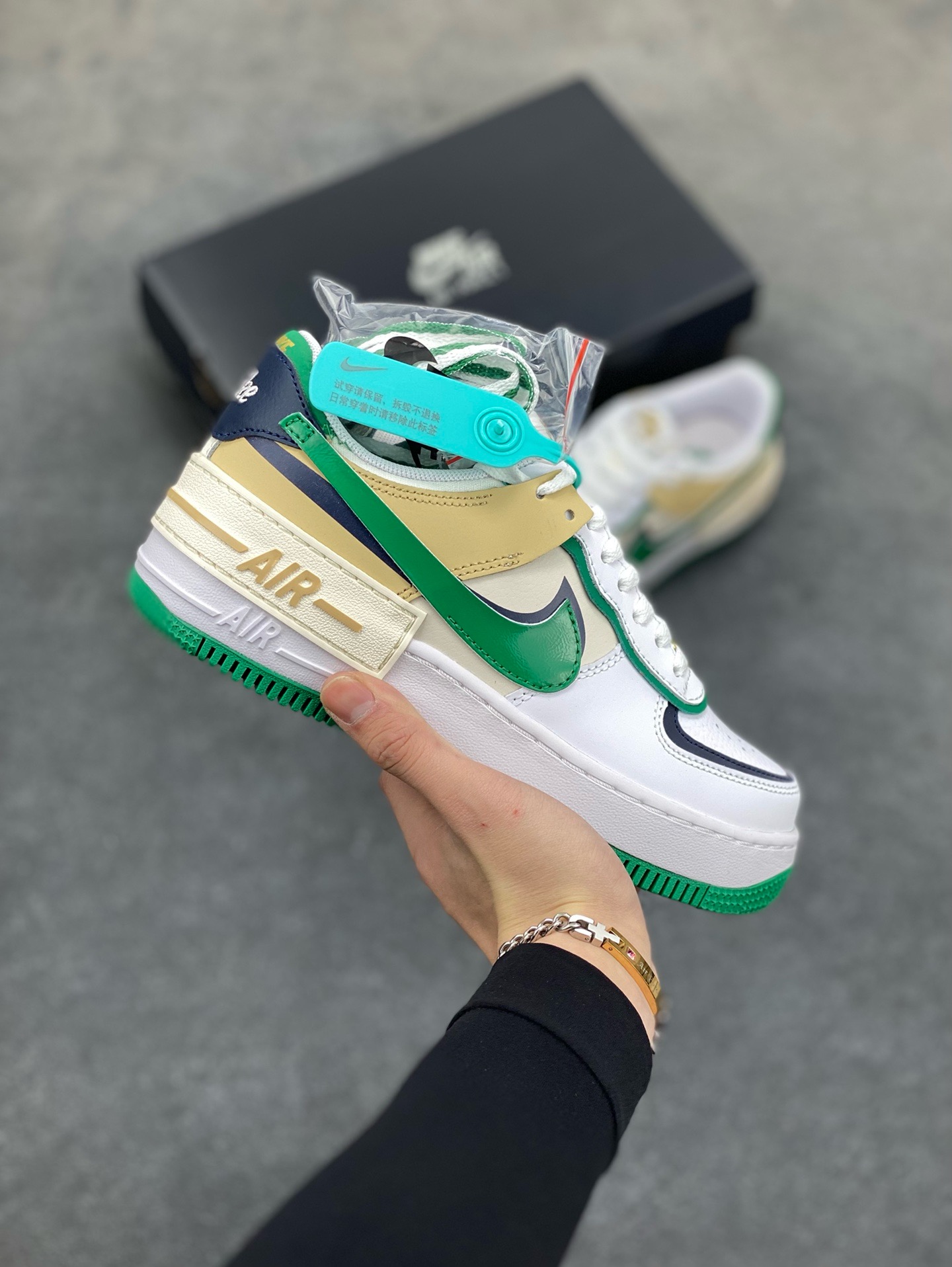 福利特价 NK Air Force 1 Shadow 轻量增高低帮百搭板鞋\”拼接马卡龙\” 全新少女系解构主义设计双层轻量EVA发泡中底+防滑RB橡胶外圈底鞋底 原楦头原纸板 打造纯正空军版型 专注外贸渠道 全掌内置蜂窝气垫 原盒配件 原厂中底钢印、拉帮完美 货号:DZ1847-102 尺码:35.5 36 36.5 37.5 38 38.5 39 40 40.5 41 42-选品中心