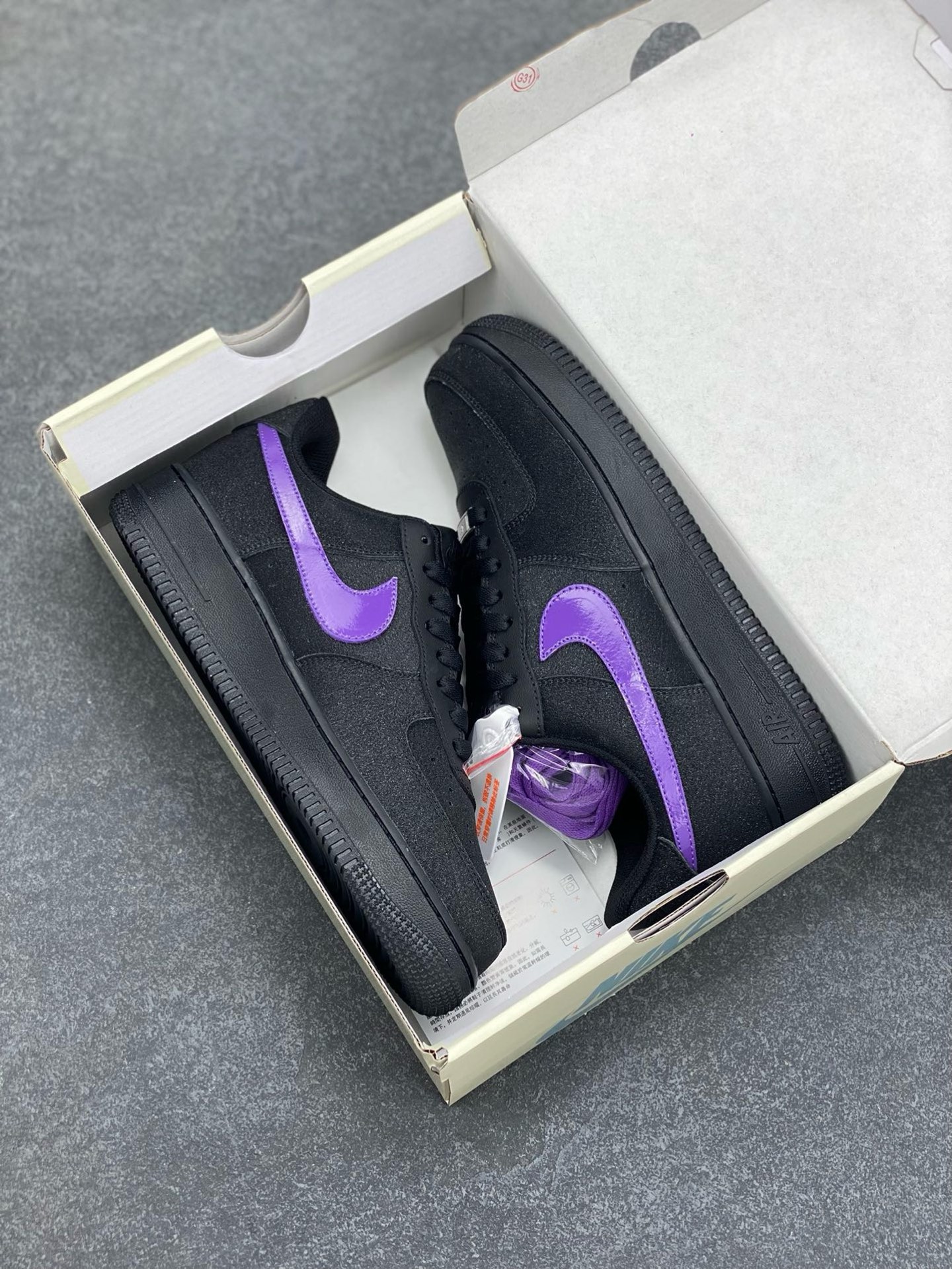 图片[9]-福利特价 Nike Air Force 1 Low 黑紫满天星 空军一号低帮休闲运动板鞋 原楦头原纸板 打造纯正空军版型 专注外贸渠道 全掌内置蜂窝气垫 原盒配件 原厂中底钢印、拉帮完美 货号：CW2288-014 尺码：36 36.5 37.5 38 38.5 39 40 40.5 41 42 42.5 43 44 44.5 45-选品中心