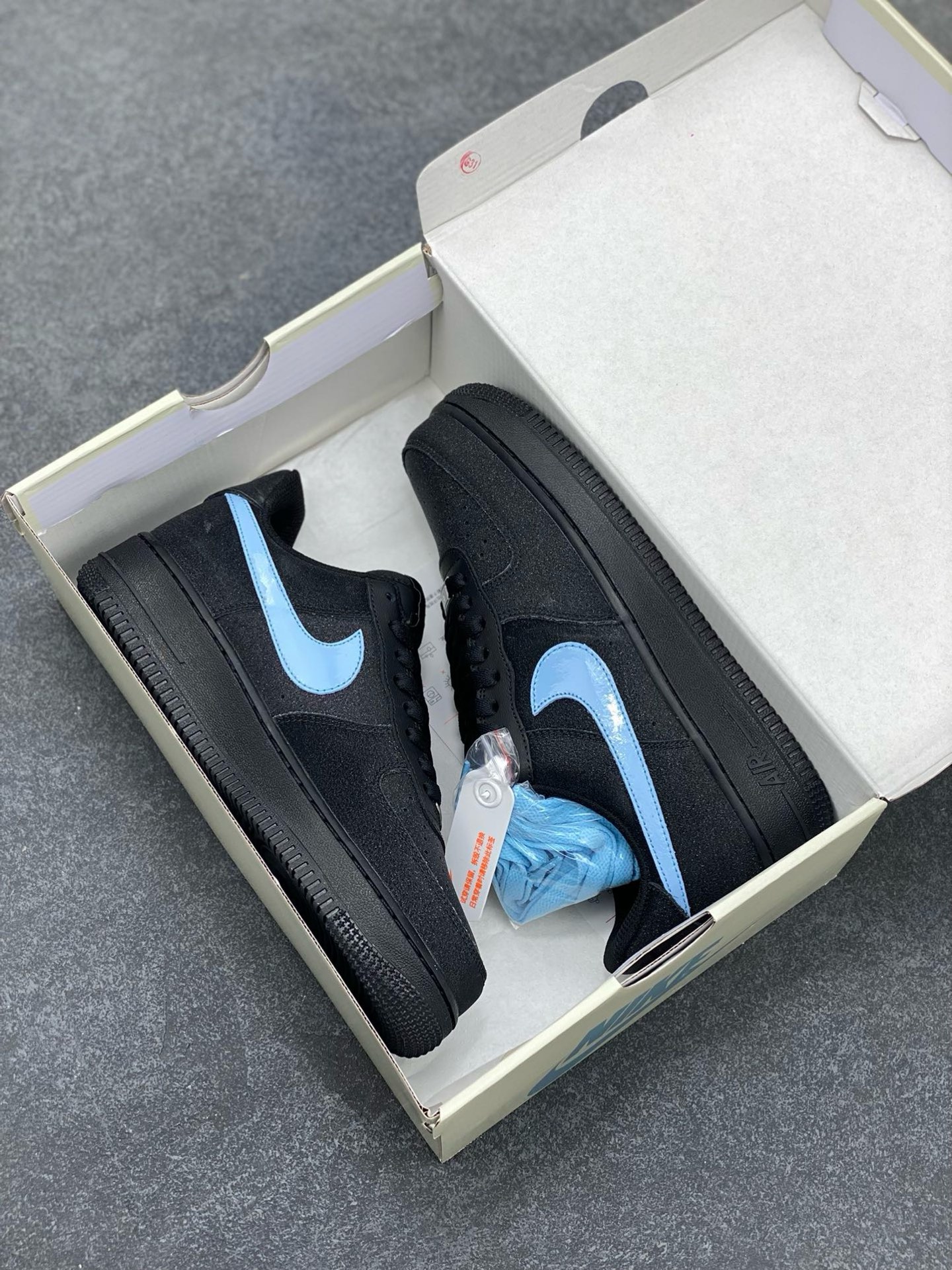 图片[9]-福利特价 NK Air Force 1 空军一号板鞋 官方同步 原装级别 原楦头原纸板 打造纯正空军版型#专注外贸渠道 全掌内置蜂窝气垫 #原盒配件 原厂中底钢印、拉帮完美 货号：CW2288-012 尺码：36 36.5 37.5 38 38.5 39 40 40.5 41 42 42.5 43 44 44.5 45-选品中心
