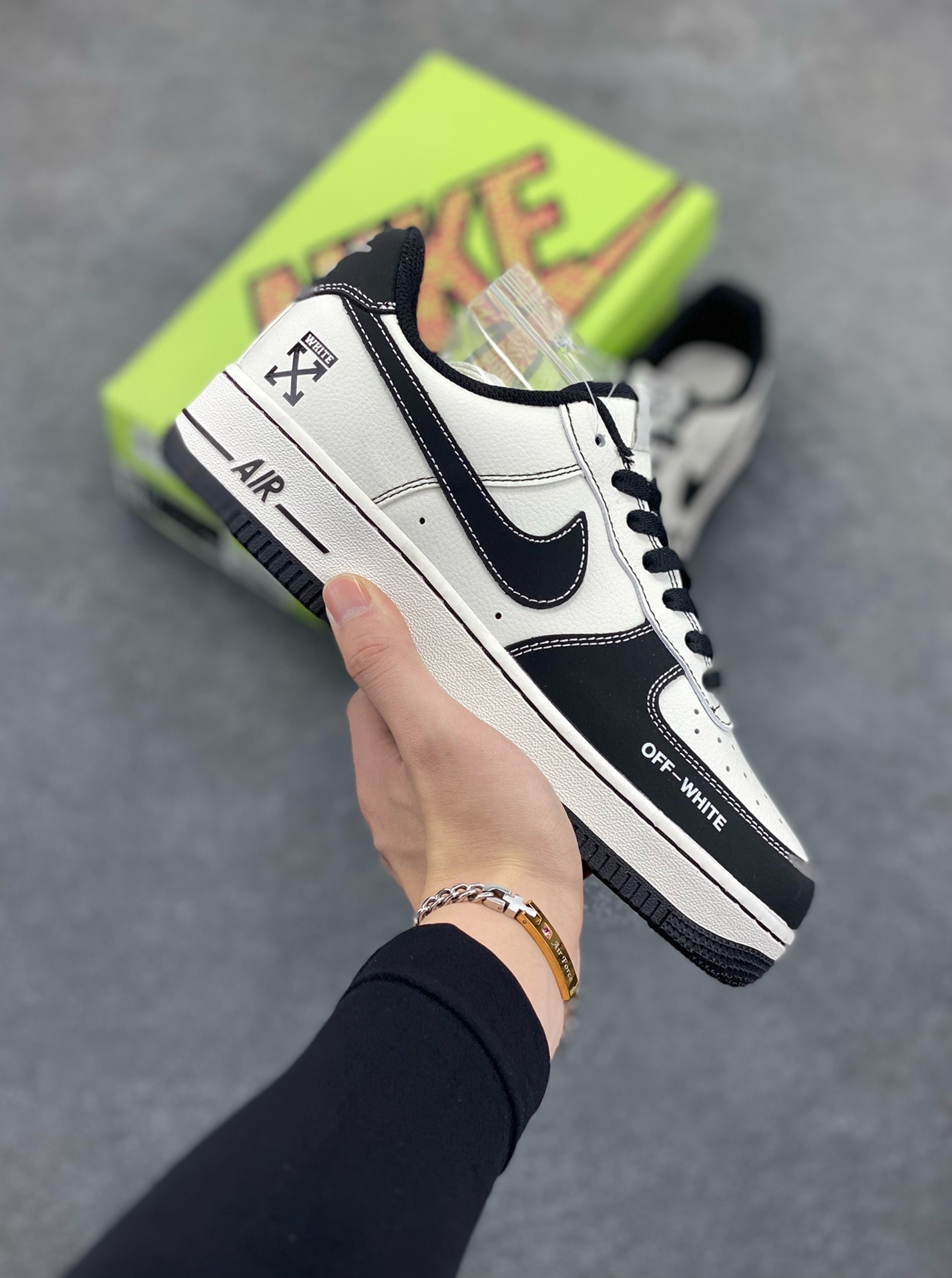 福利特价 Air Force 1\’ 07 原楦头原纸板 打造纯正空军版型 专注外贸渠道 全掌内置蜂窝气垫 #原盒配件 原厂中底钢印、拉帮完美 货号：KY8899-109 尺码：36 36.5 37.5 38 38.5 39 40 40.5 41 42 42.5 43 44 44.5 45-选品中心