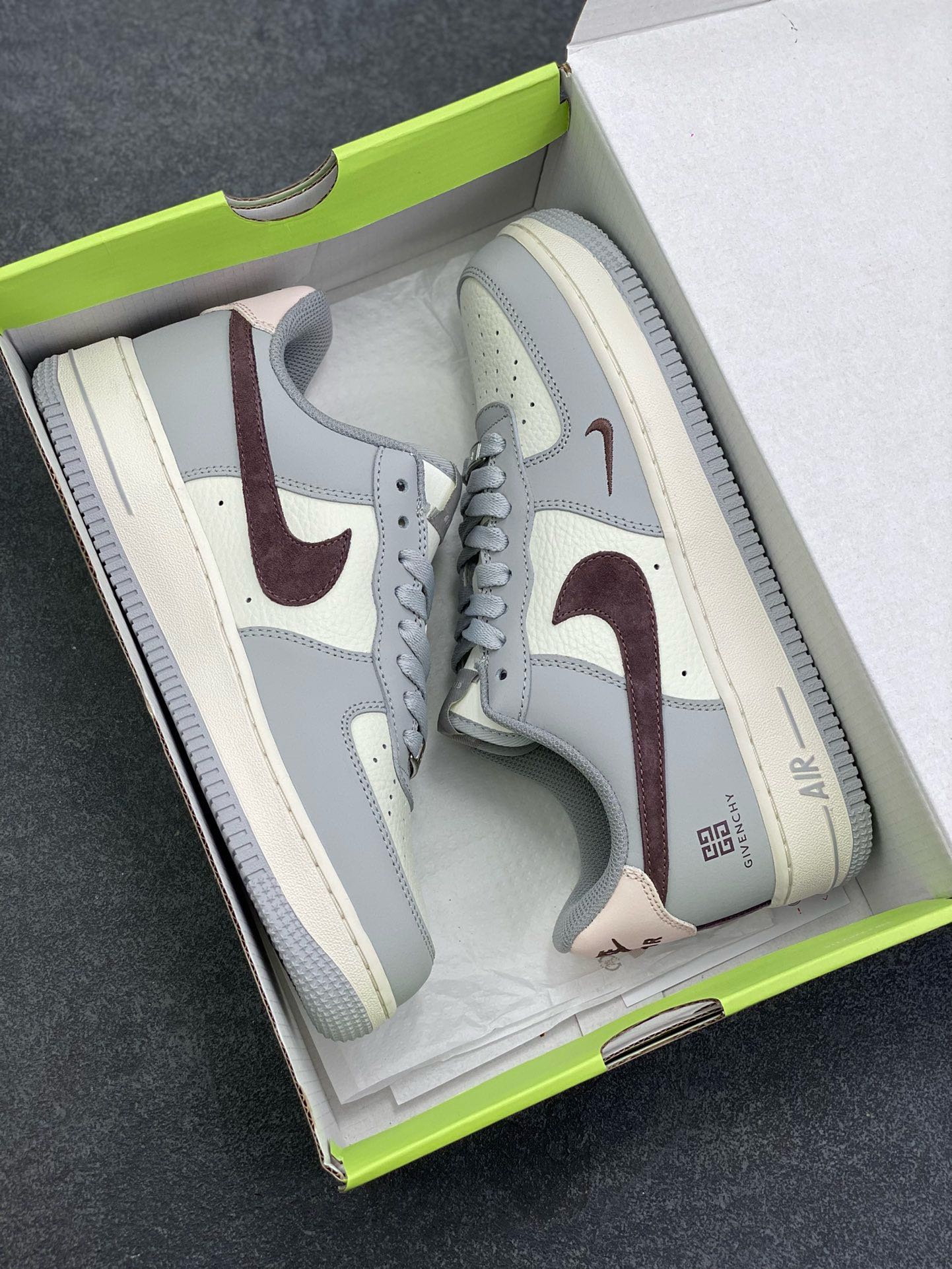 图片[9]-福利特价 爆款限量发售！高端定制Nike Air Force 1 \’07 Low “纪梵希联名—米白灰红猪八钩 ” 高端定制 低帮休闲板鞋 定制鞋盒 大厂纯原品质出货 超高清洁度 皮料切割干净无任何毛边 细节完美 货号：KX2532-505 尺码：36 36.5 37.5 38 38.5 39 40 40.5 41 42 42.5 43 44 44.5 45-选品中心