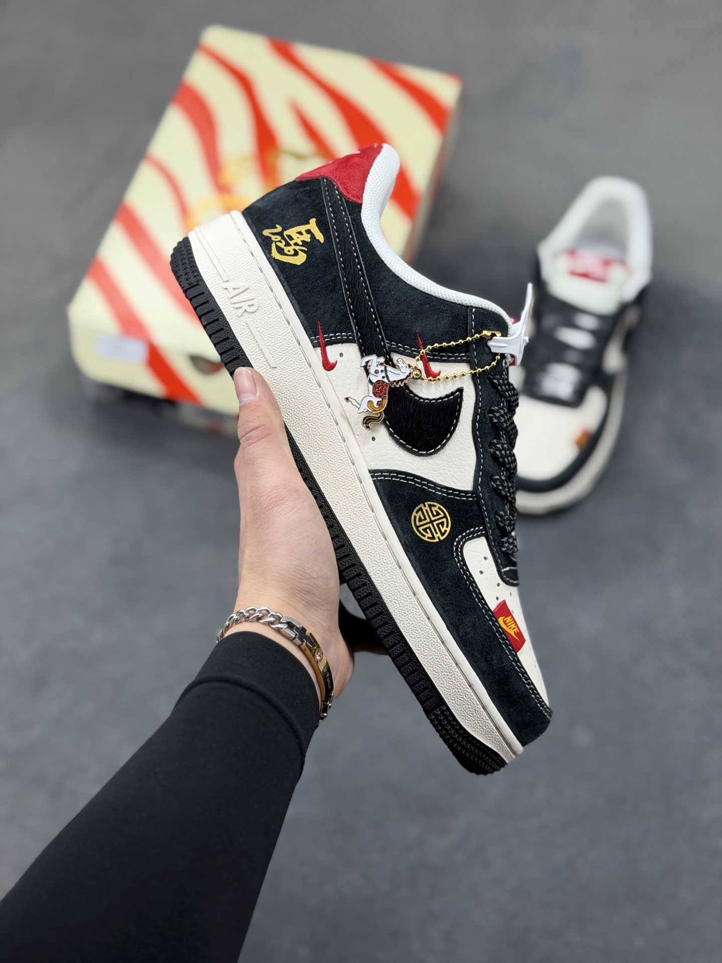 _do09smbOznt_eG7aog1cdrhRCf3q3MgMTcKLazA