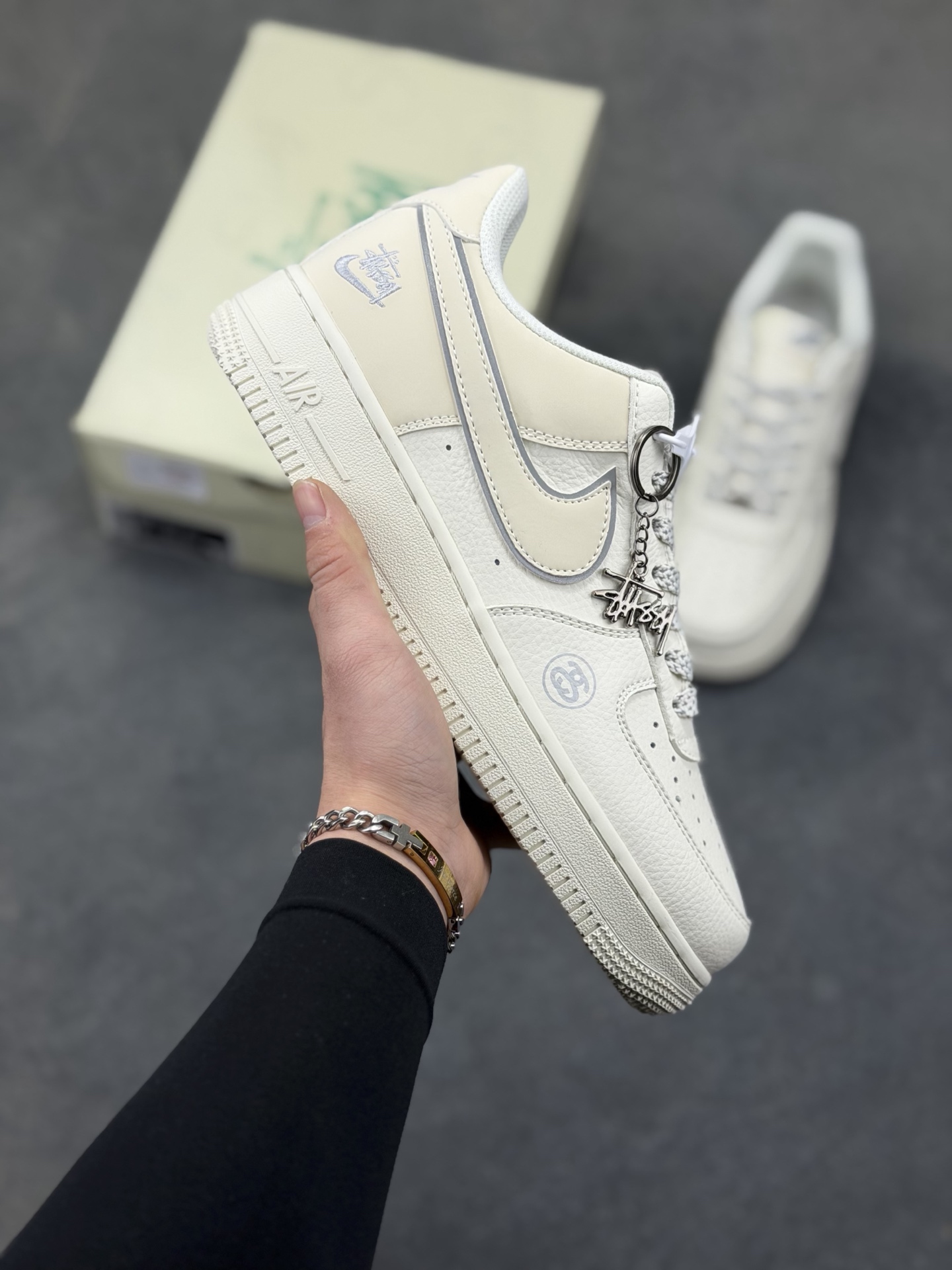 _d8D9sKzgZwq4L8y_bM6REik8GzAzV_PCDoYp26Q