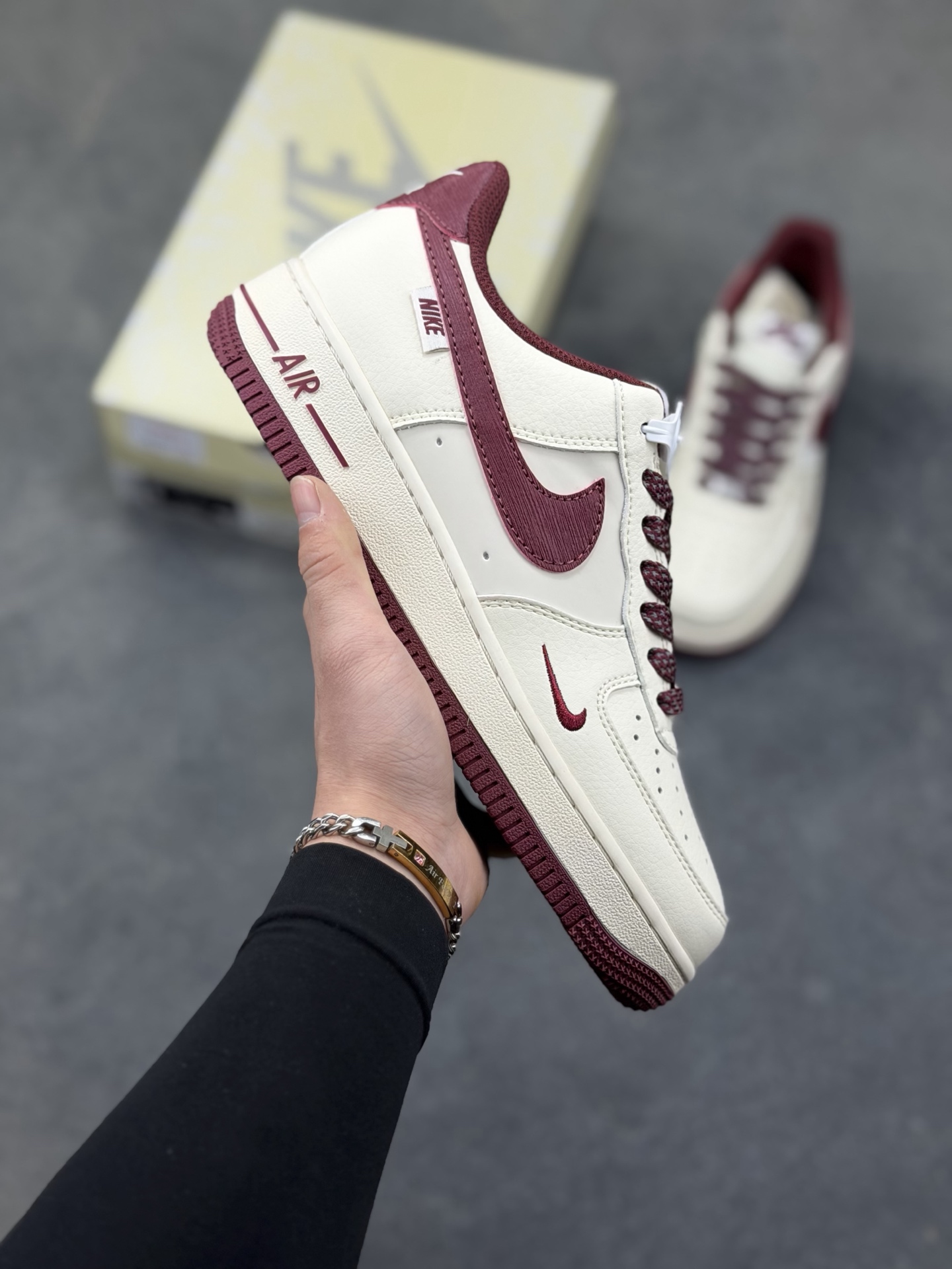 _dpS9sxSRes47C1SJdXa-9SVG3DktrFwpQG-jrBA