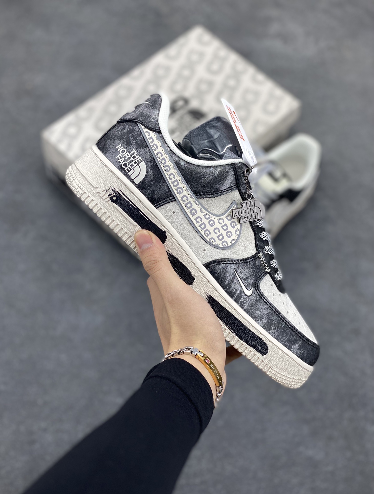 _dnd9sfX4mvlEh9qw3T37qJ6MiH1AJGs_IFB4Lgg