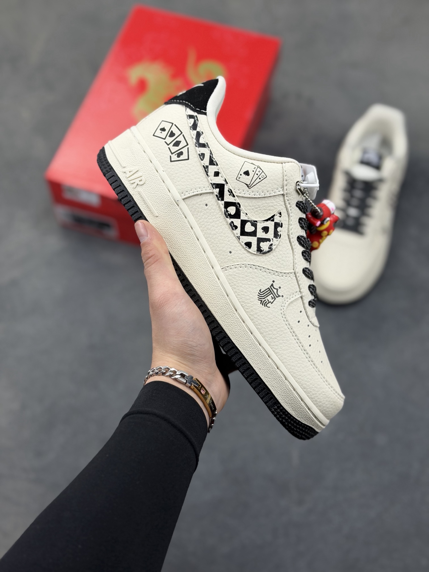 _dqY9srxImReHbK1ZYVoj4DllWLkvn5iXse_GJ5Q