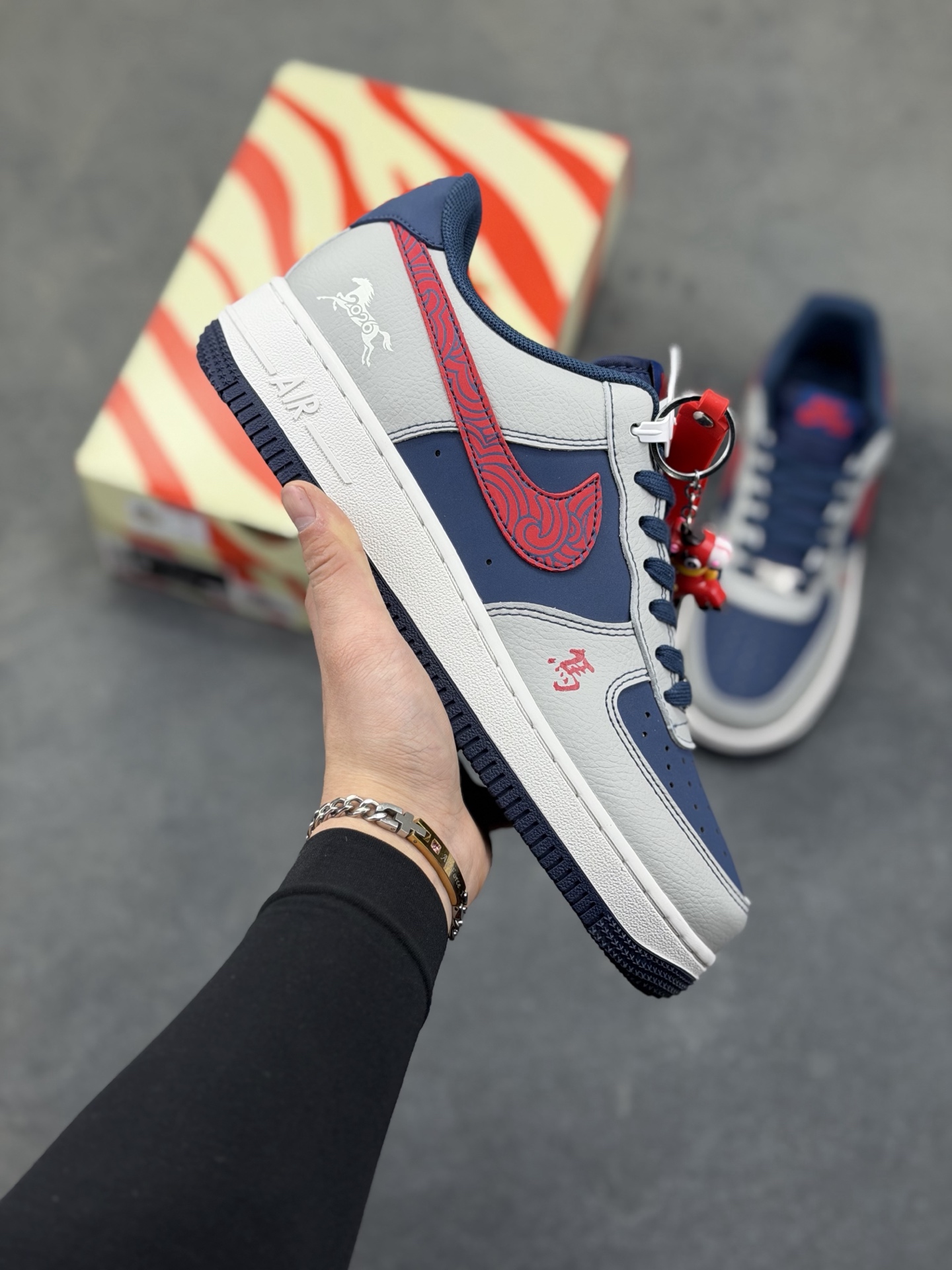 _dk-9sqjX-Yw-f7-yvRUO7iN2WqeBN9QGdHyFlLg