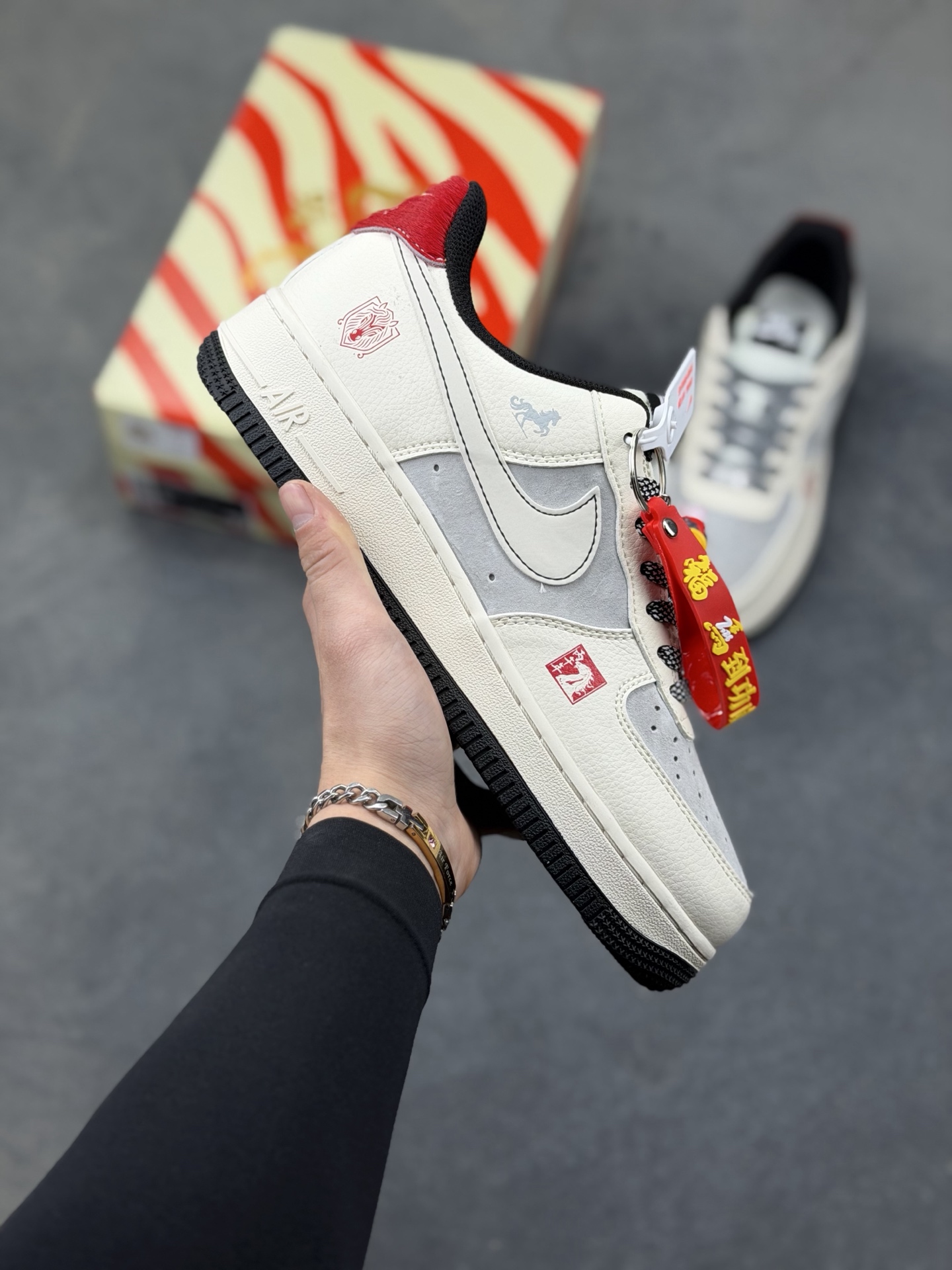 _dmx9szL0_pnylQEMyTayyoXsRVdsBbdWfgmw6KA