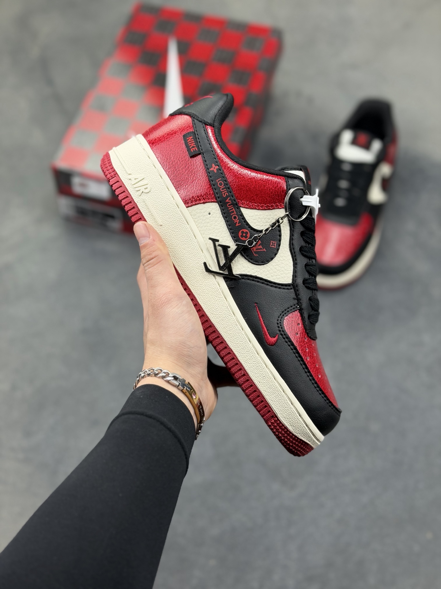 _dlf9sLtWCn-CNuQjZwP0FyXBcIyWUt-AOv0f5gg