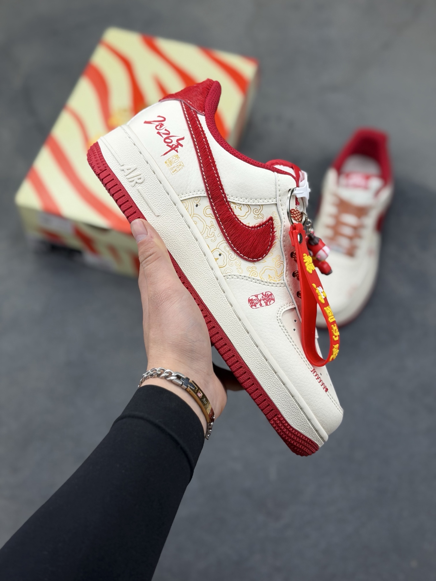 _div9s384qVlnfU4LfsdB79o8lW7zId1y677Ppsg