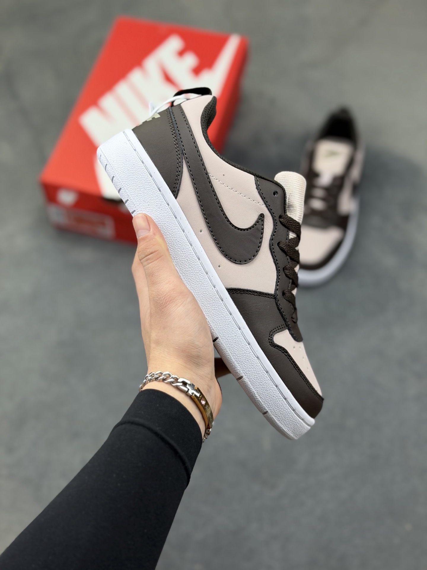 _deB9sEr69P-m08ggqGVi-PDDXHYq4HUC48Hu4mA