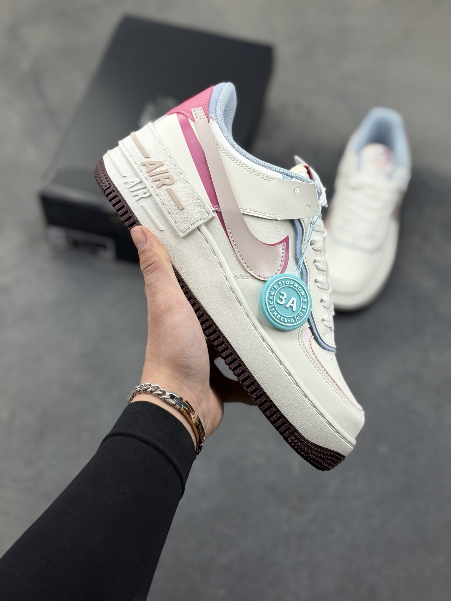 _dNH9svseHzCwDiuGPixXG_PG9_DsVvfe-FOQZbQ