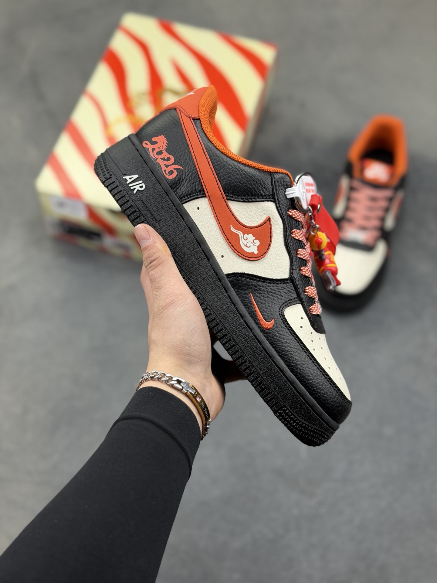 _dkm9sfSn67TqZND_fwKFdGf_9PxIhCEzjXakvdw