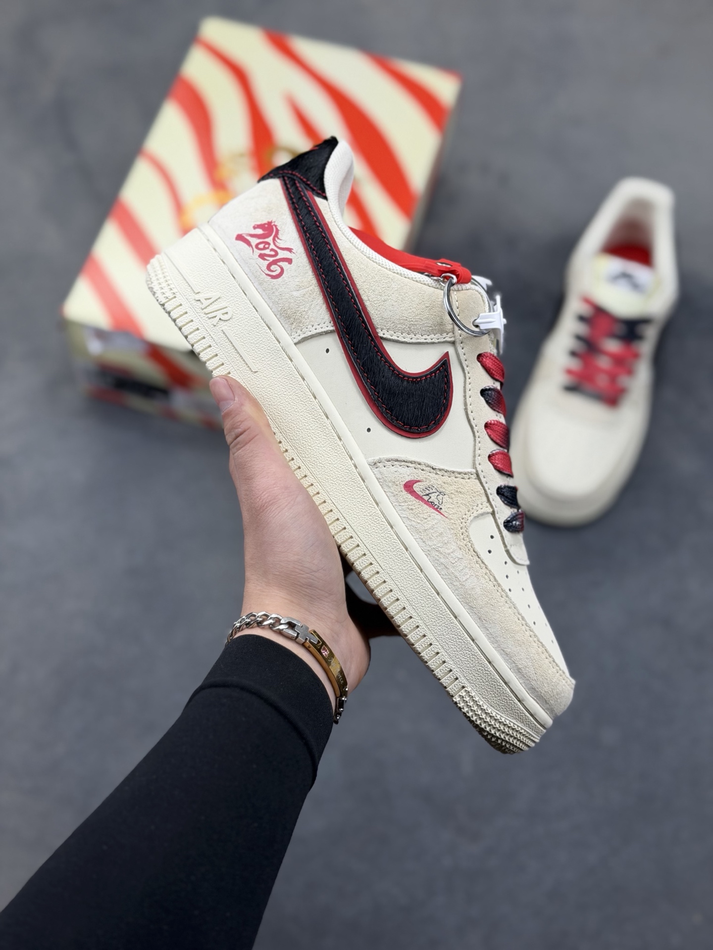 _d-Y9sfZGfePcAg-Zk7lmTXYiMryzG7MMyvzVZQw