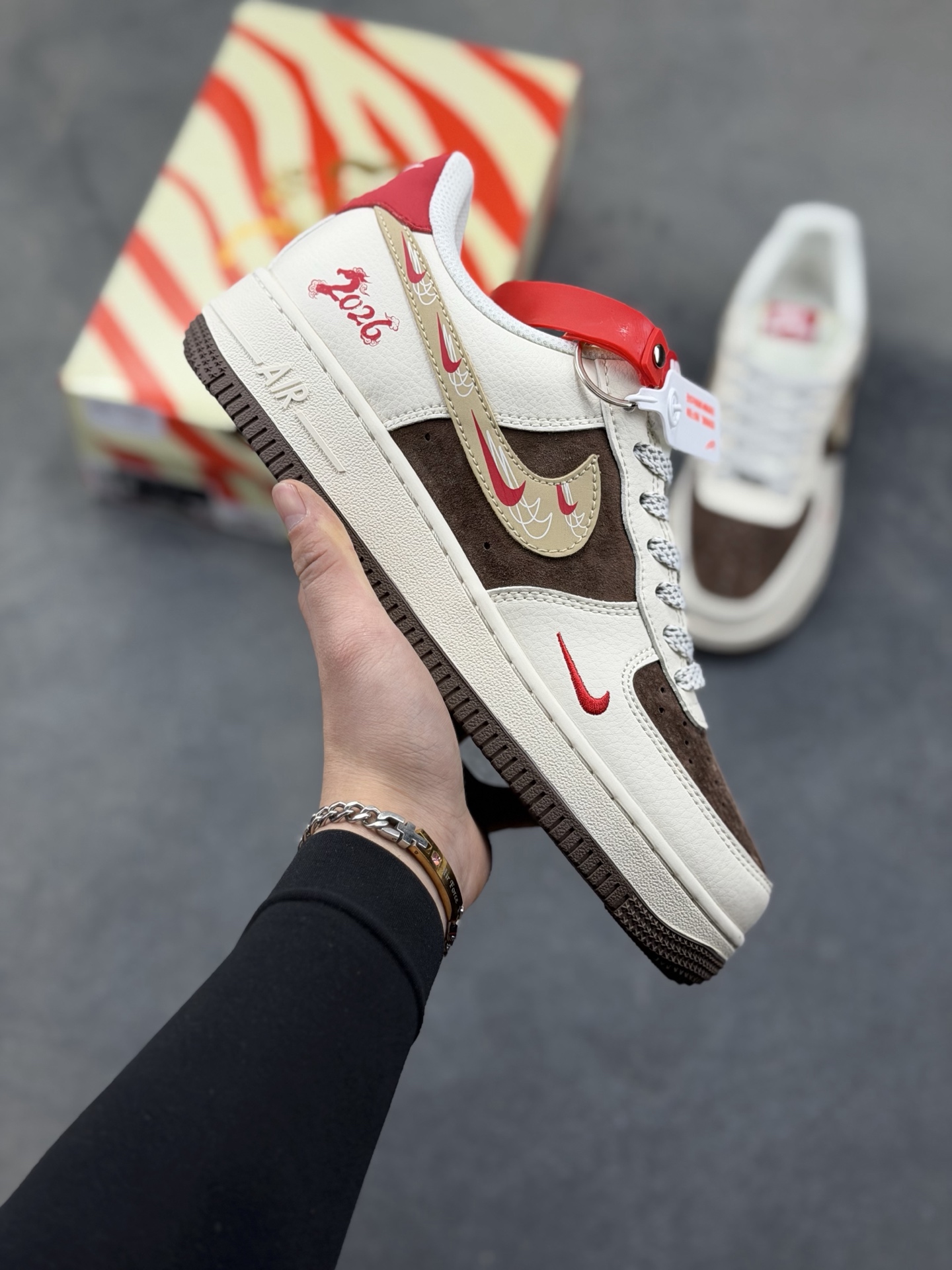 _dpL9s8NKQXb-a-jGX6bUyoV_auXjaTGQDzIy8UA