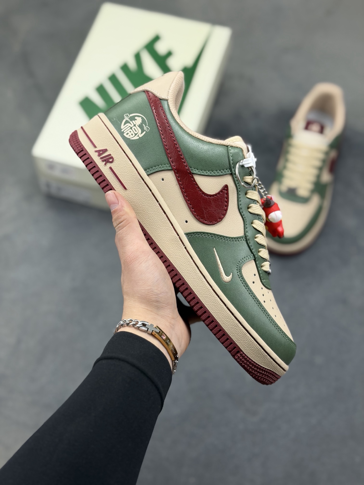 _dhe9sYEJQgoBVhY5QPXU0ZvvQsjP-NPYh6AHFug