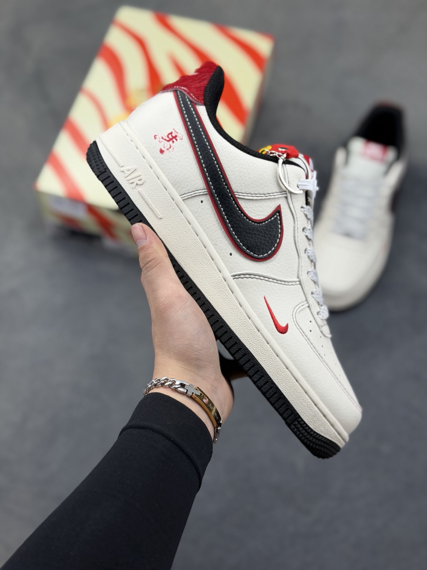 _dl-9sVF1f-l3eYfhtisu8U-4koDY4Xje71pVYUQ