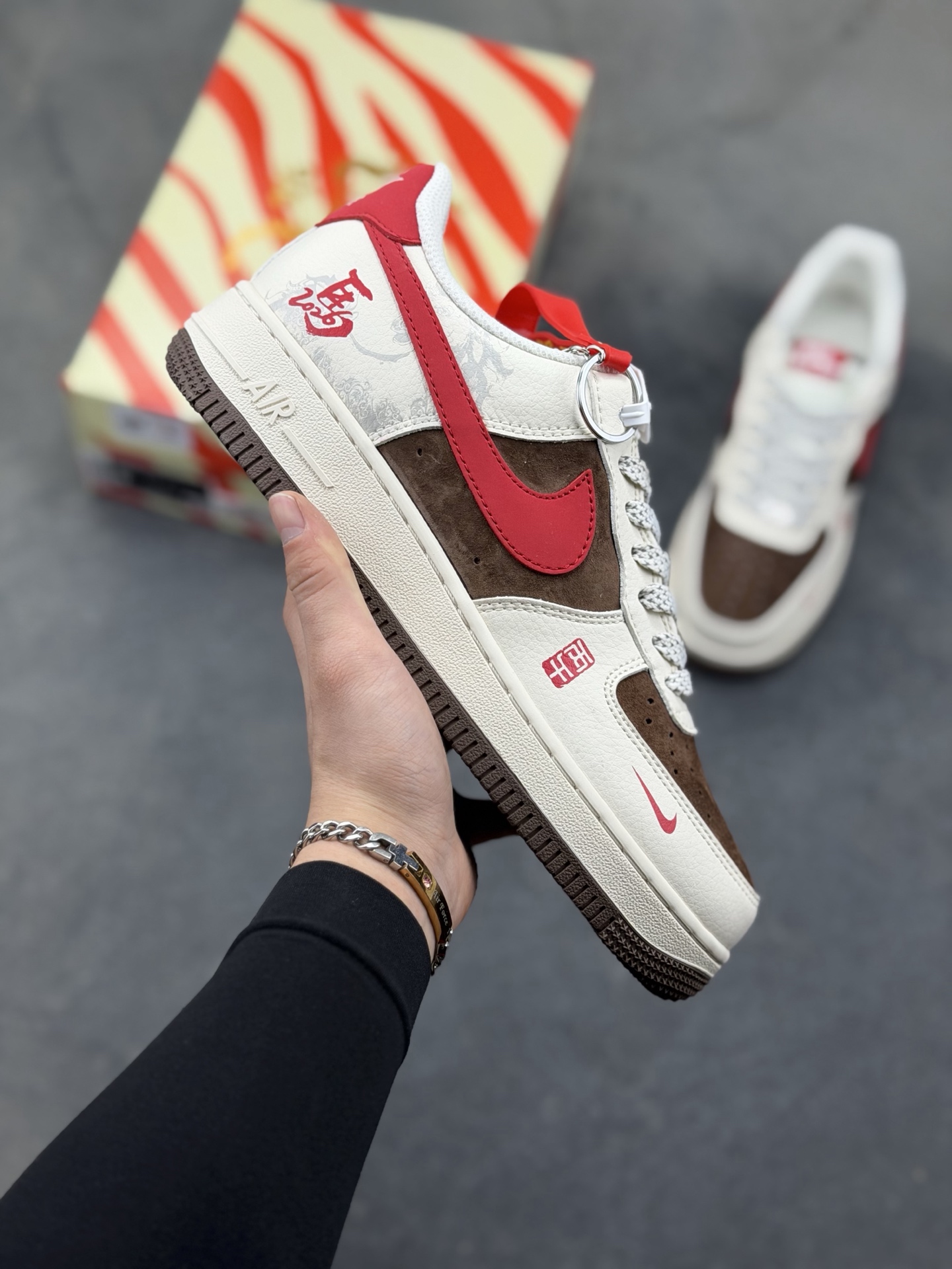 _dw29sRlq7bH70QAPZ8L8VS26f_gKYXSgE4g8PQg