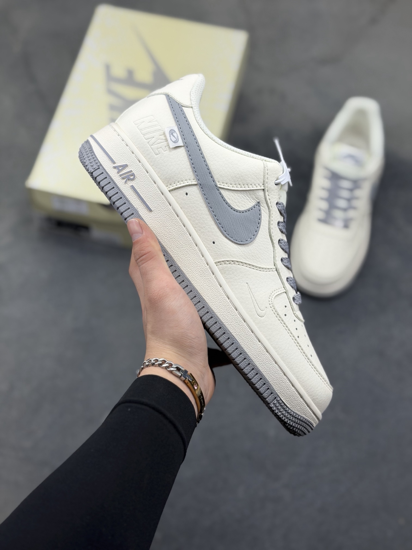 _d-89sdbVDzPTdusYlDwa13OvdLuwb-WwRIM6W_g