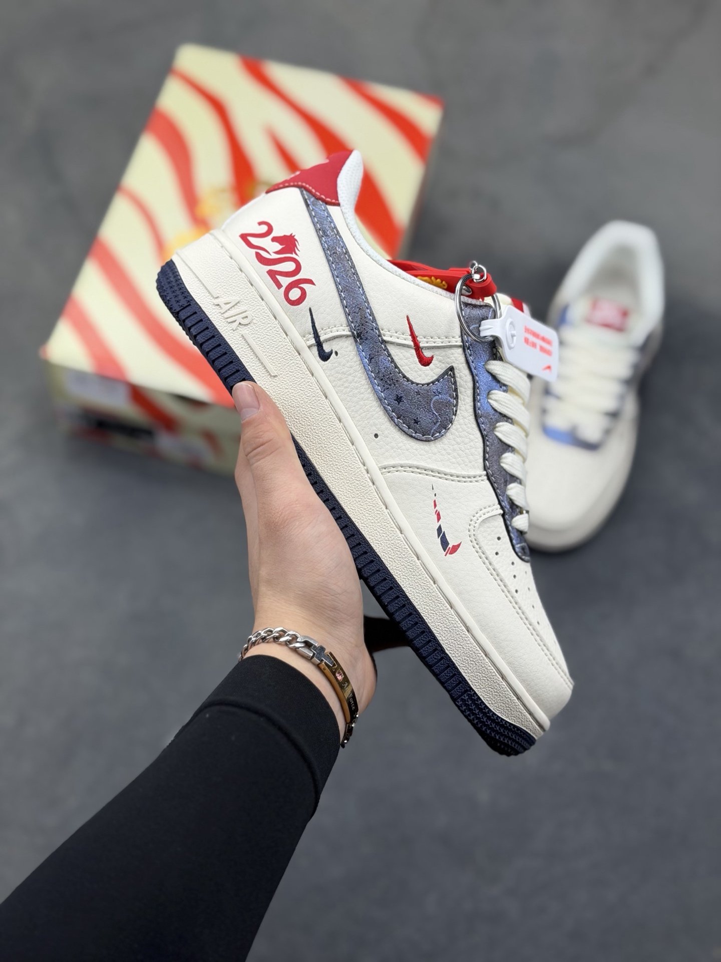 _duZ9s-CDjEiTwgwzIchMPEh8q0Rb-HZ8CP5kKvg