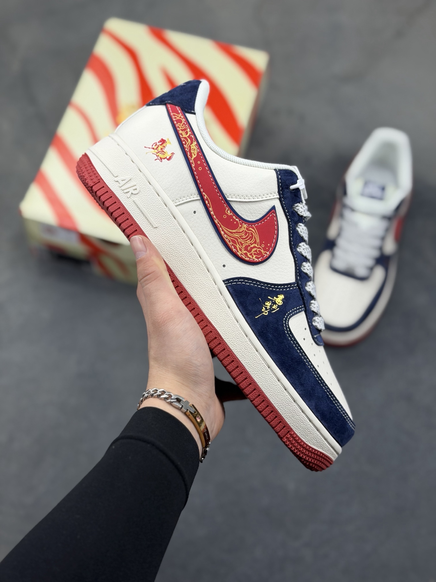 _deL9sglWXB-vDUE0Pa1migeyl0pT6aFYJ6eTR5A