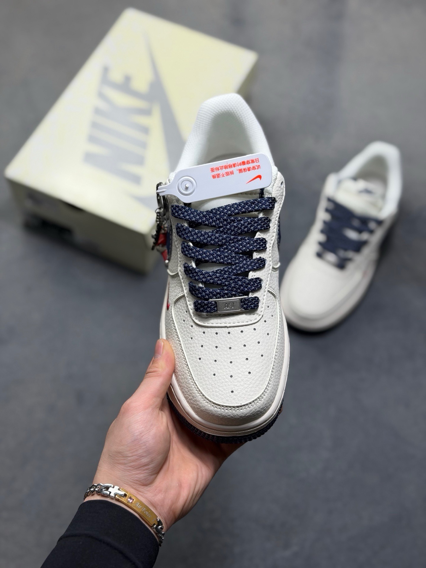 Nike Air Force 1 Low Supreme, photo 2