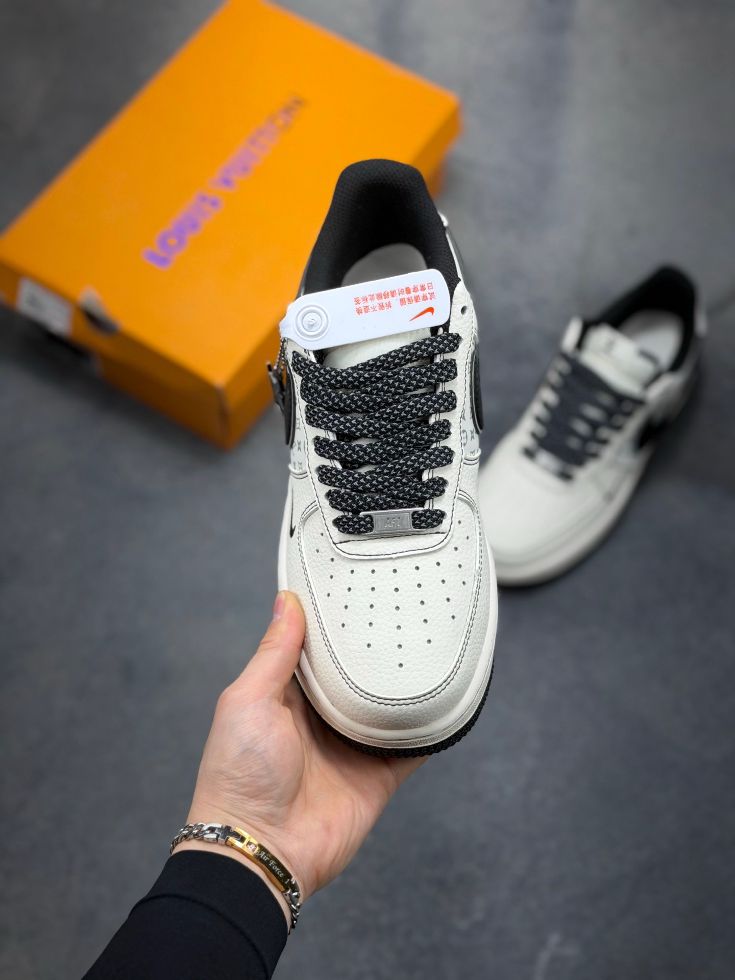 LV Nike Air Force 1 Low, photo 2