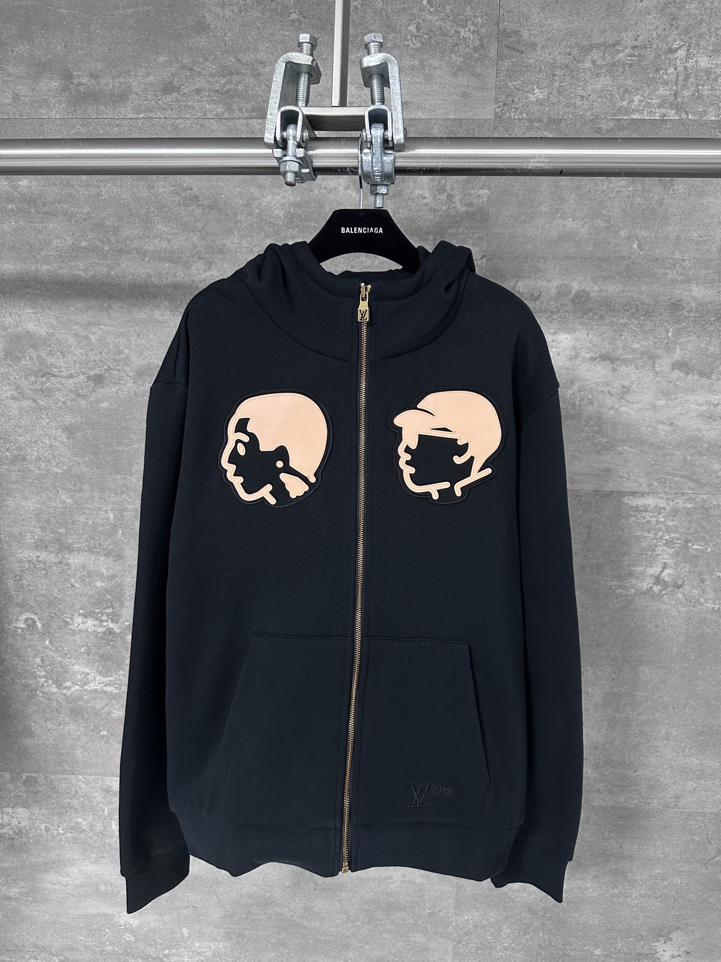 Louis Vuitton Nigo Zip-Up Hoodie met Personage Patchwork en Borduurwerk - Zwart