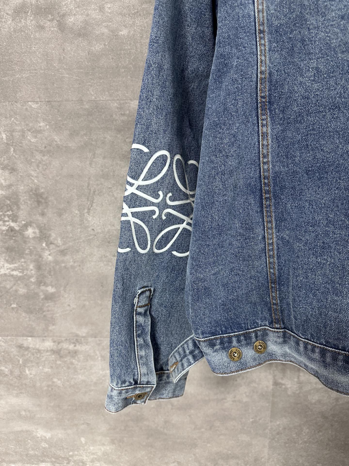 Loewe Anagram Denim Jacket, Authentic 24FW Design, Premium Quality 9 i1757097901800 8618 0 7