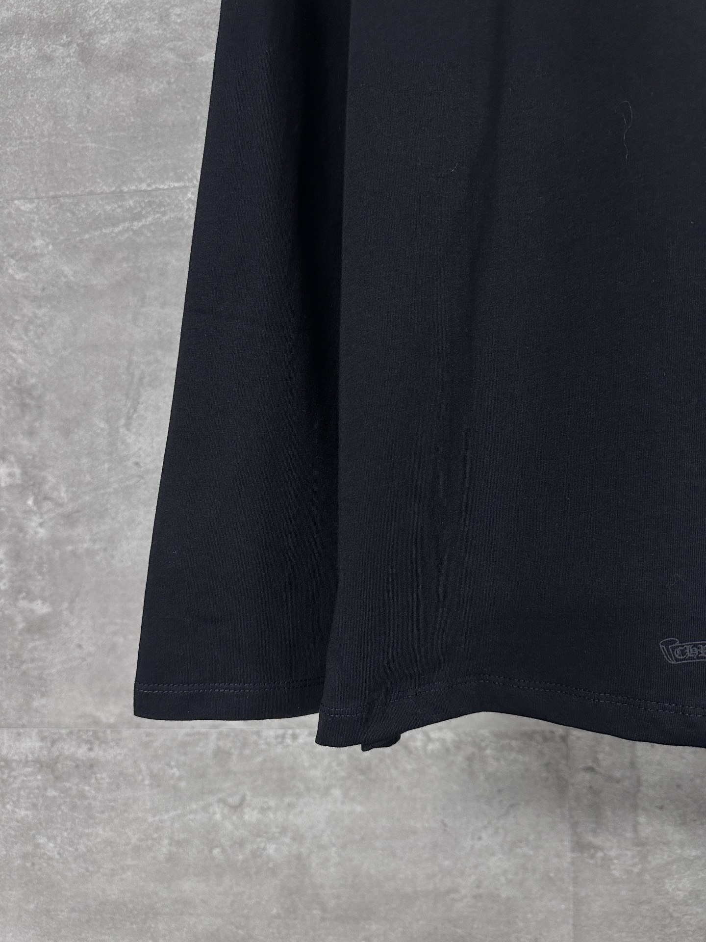 Chrome Hearts Black Flocked Cross Long Sleeve Crew Neck T-Shirt 9 i1758221716333 6346 0 7