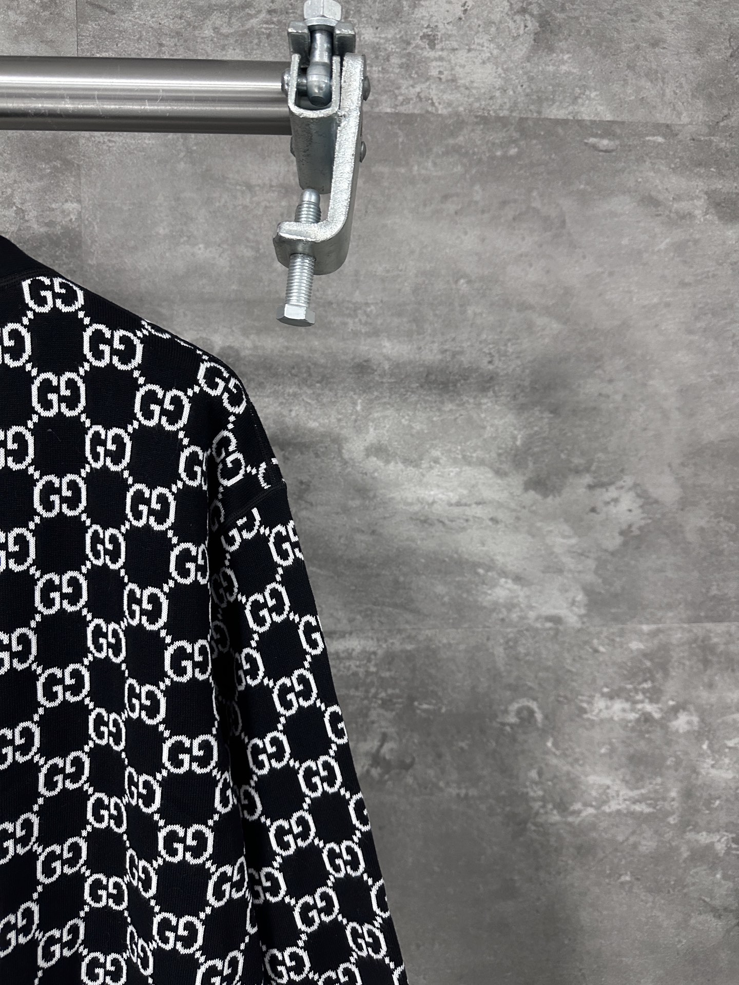 Gucci Black Wool GG Knit Cardigan Sweater with Button Closure - Size S 10 i1759000404766 4208 0 8