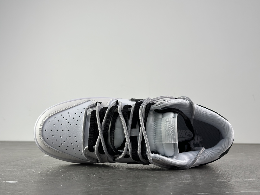 💰300
公司级✅Nk Dunk Low 复古涂鸦 SB绑带低帮休闲板鞋 DV0831-101
#设计灵感来源于复古涂鸦元素，鞋面整体色彩以浅咖色为主，米色和深棕色搭配，清新协调。鞋子打孔解构设计，增加层次感，鞋子也更加百搭。
尺码：36 36.5 37.5 38 38.5 39 40 40.5 41 42 42.5 43 44 44.5 45 46
编码XZ129970