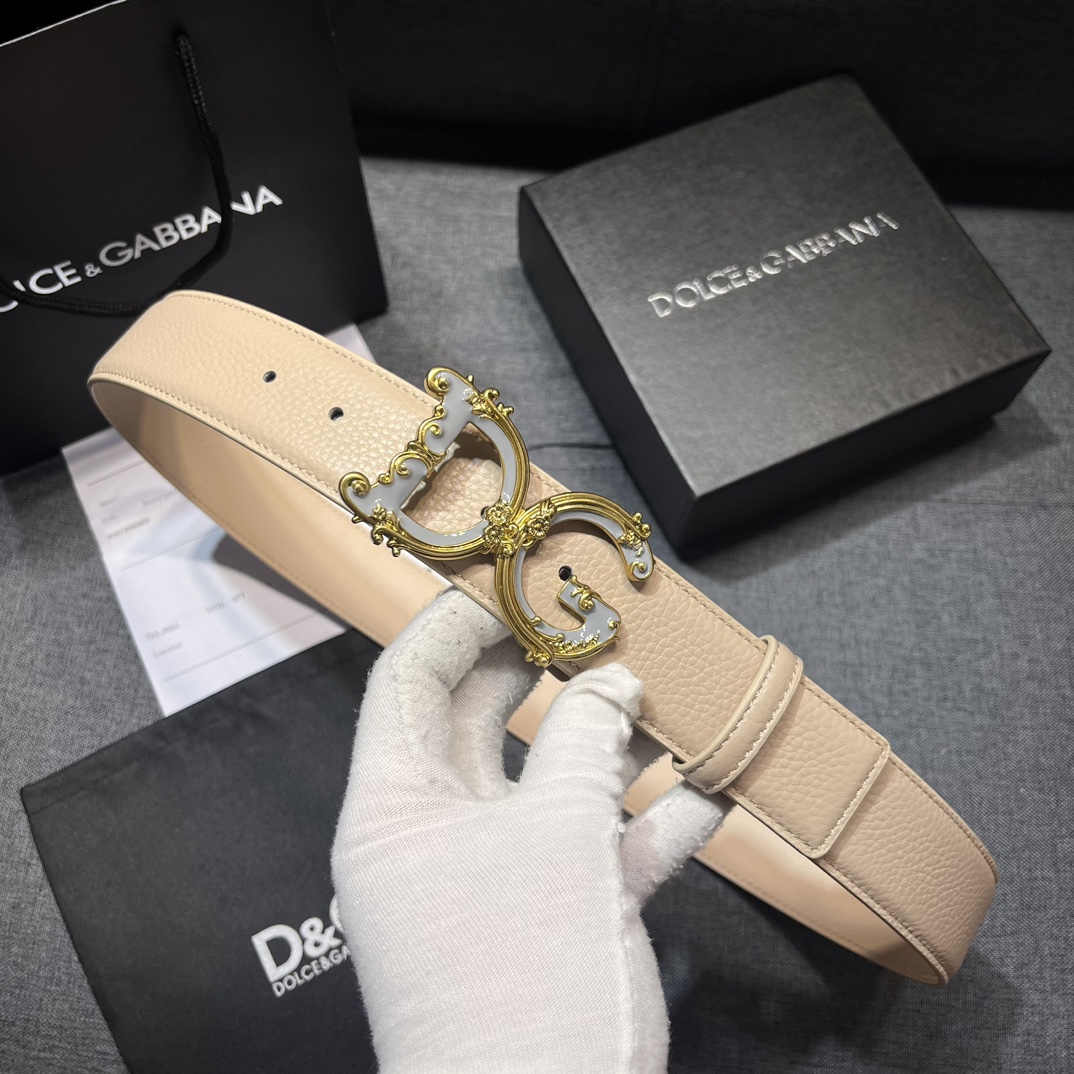 DG宽4.0cmDolce&Gabbana全新鹿皮纹印花全小牛皮腰带,简约配饰,点缀个性化DG徽标搭扣D