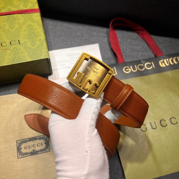 古奇新款宽3.5cm男士腰带各式百搭单品继续为Gucci2024早春系列添姿加彩这款时尚腰带以黑色皮革匠