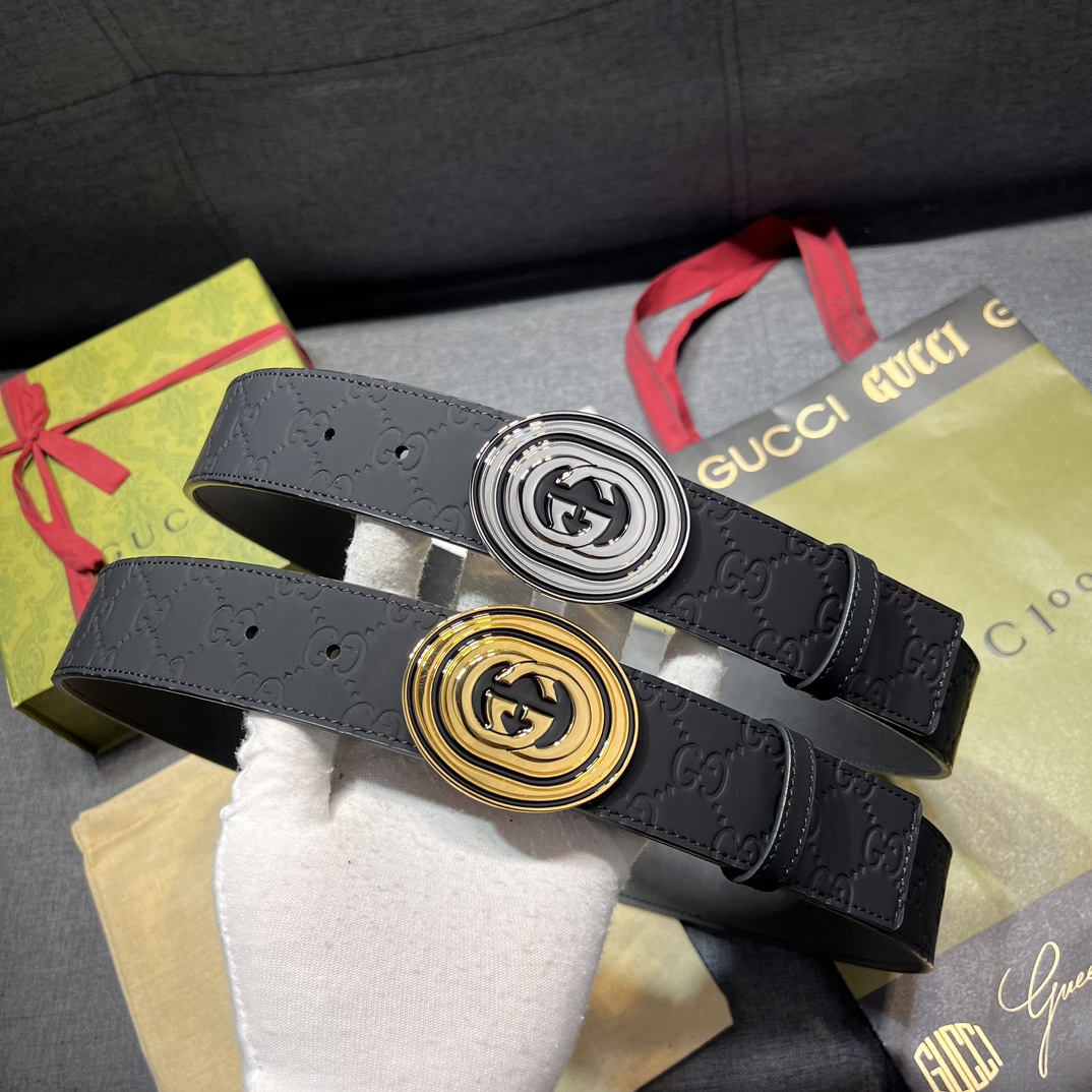   古奇 宽4.0cm 新款 各式百搭单品继续为Gucci 2024早春系列添姿加彩。这款黑色腰带以GG